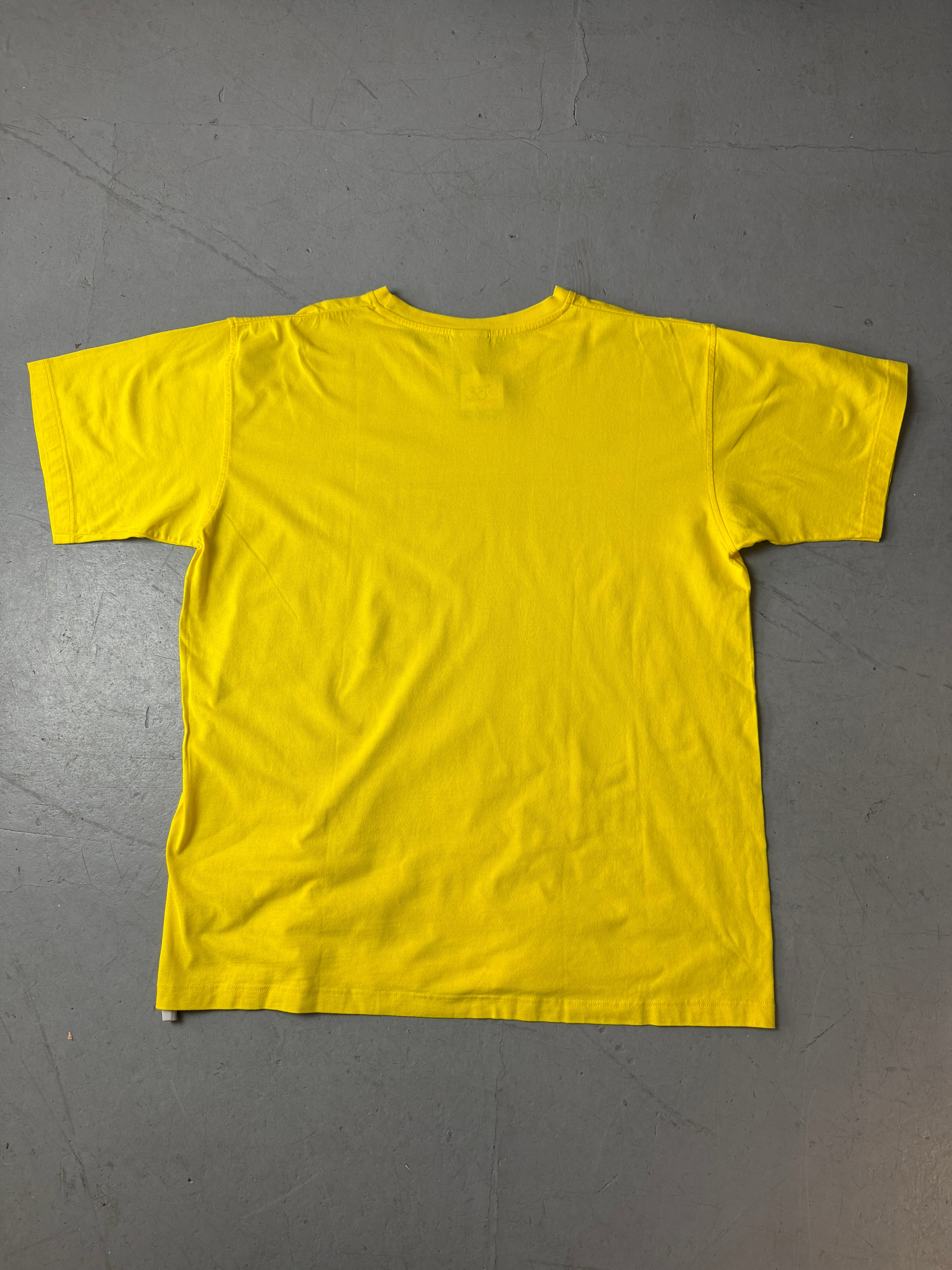 Vintage Nike bvb Dortmund Tshirt in gelb für Herren y2k Fashion 