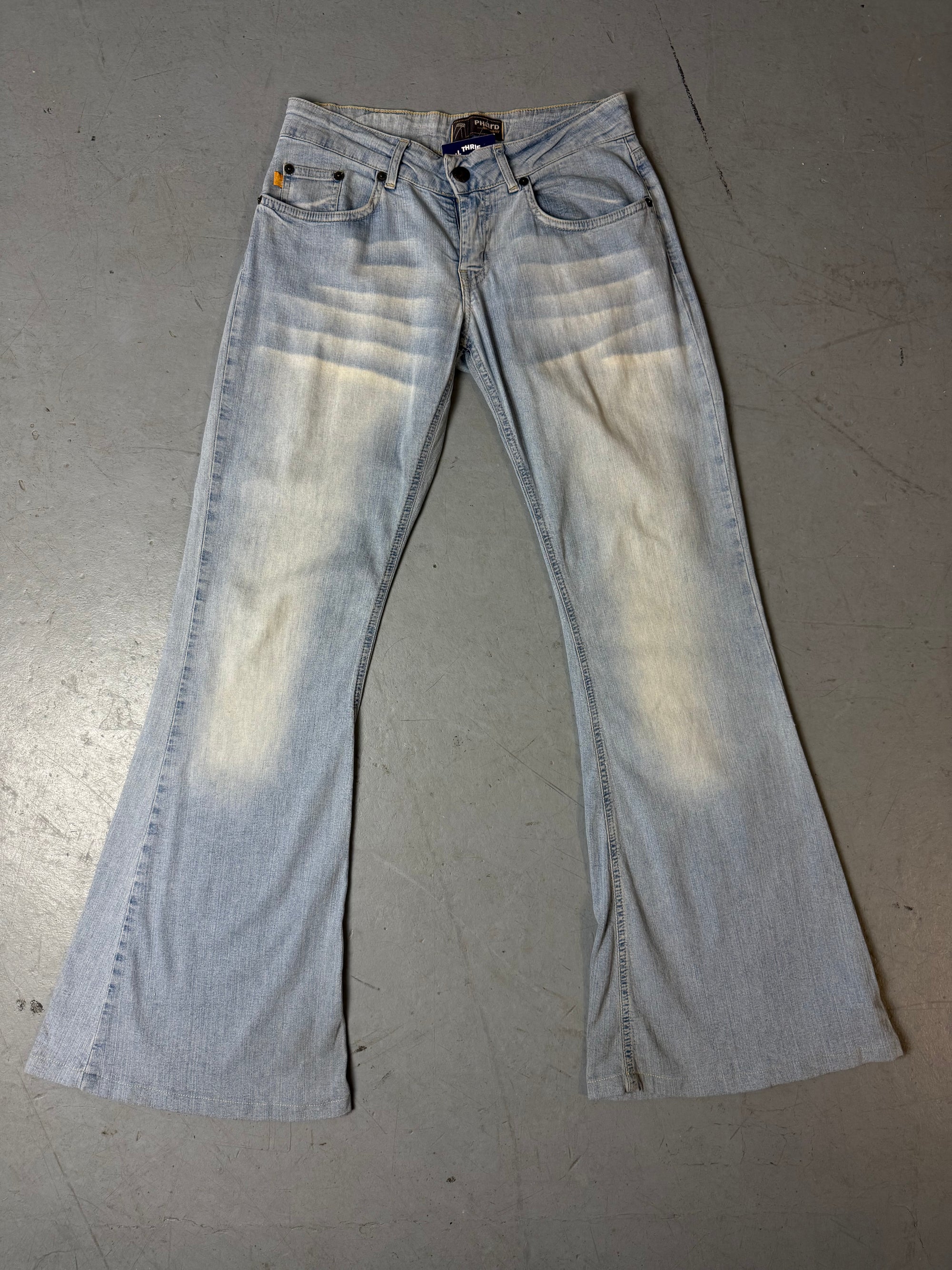 Produktbild von Vintage Phard Light Blue Flared Denim von vorne