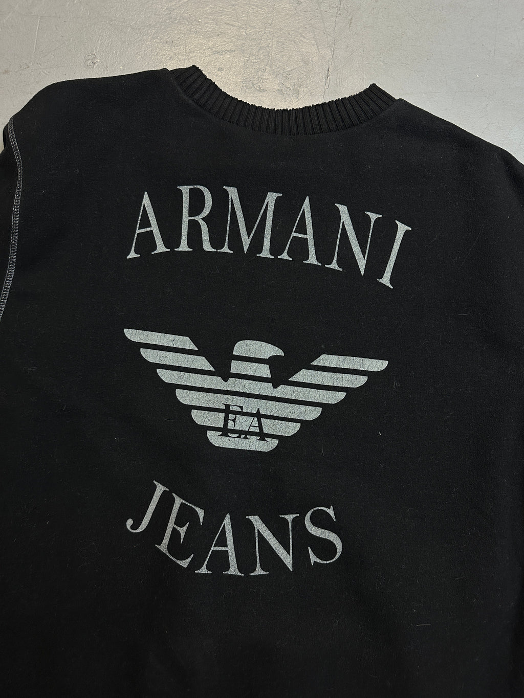 Vintage Armani Jeans Black Sweater with Backprint für Männer. Y2K Secondhand 2000s Fashion