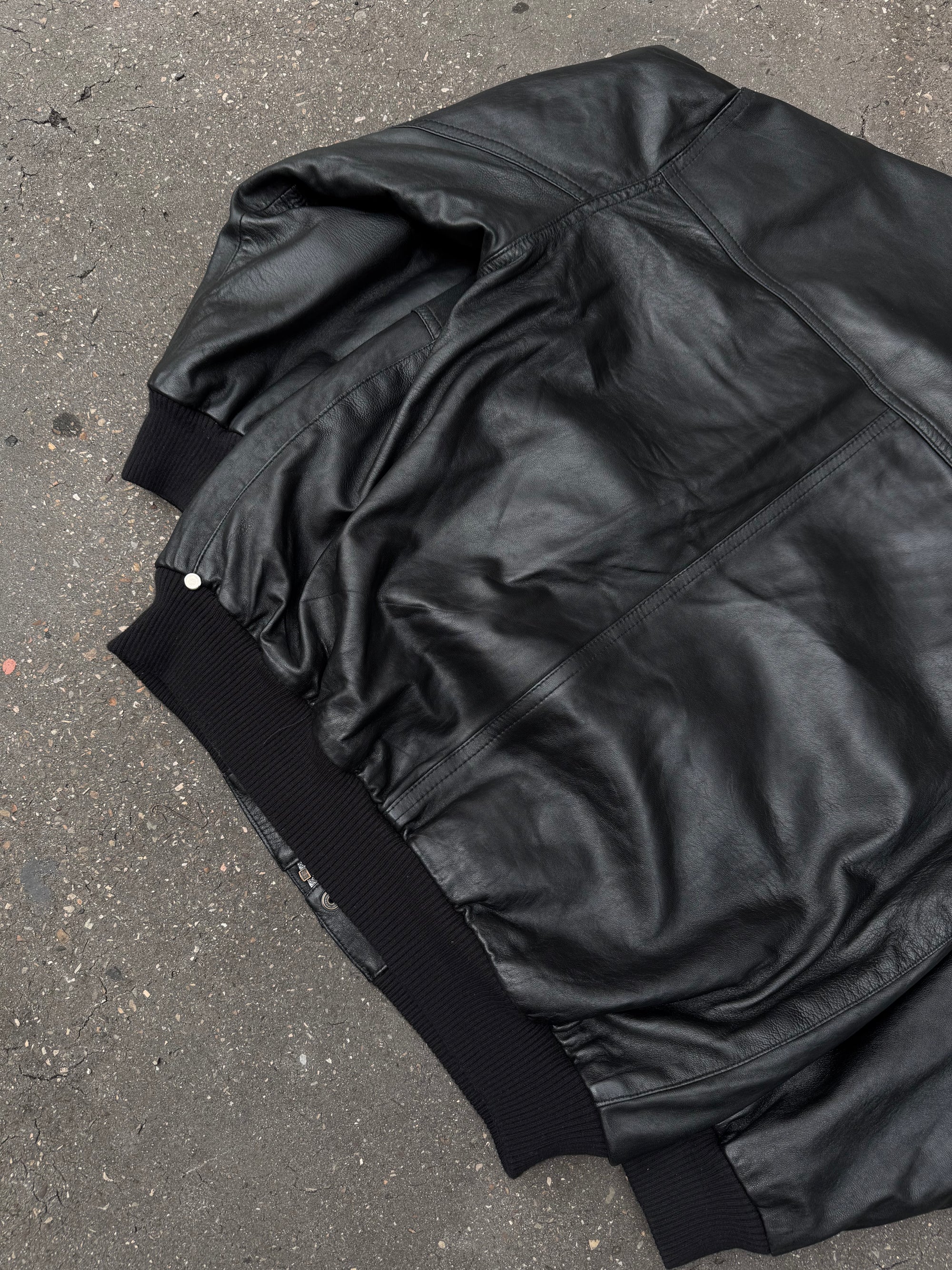 Vintage Black Bomber Leather Jacket XL