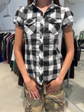 Vintage Extra Me Shirt für Damen. Y2k Second Hand 2000s Fashion.