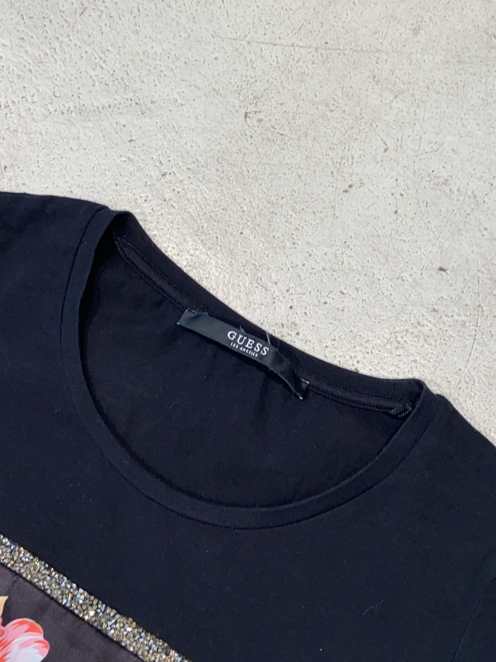 Vintage Guess T-Shirt (S)