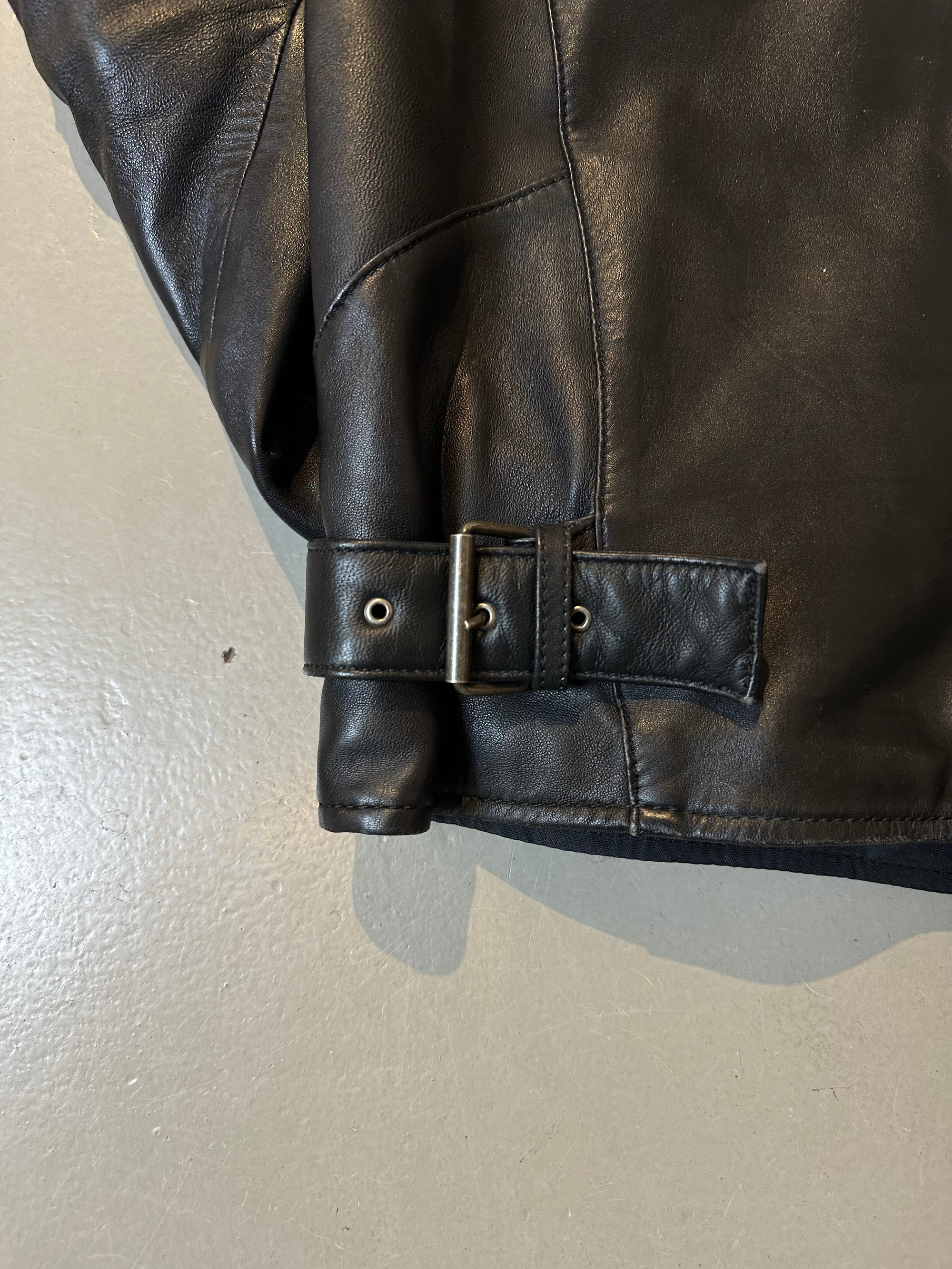 Vintage Black Leather Biker Jacket M