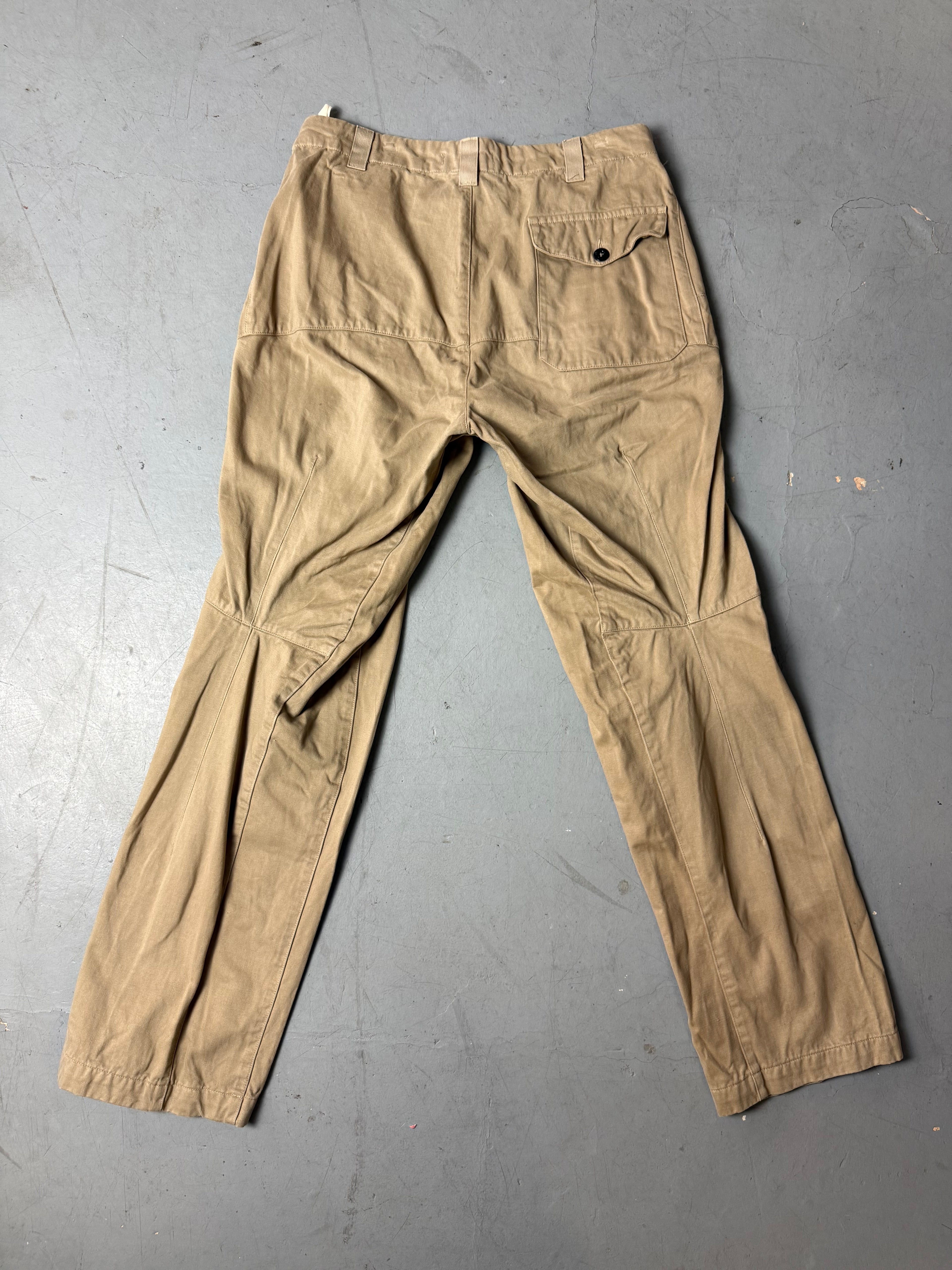 Produktbild von einer Vintage Stone Island Beige Pants von hinten