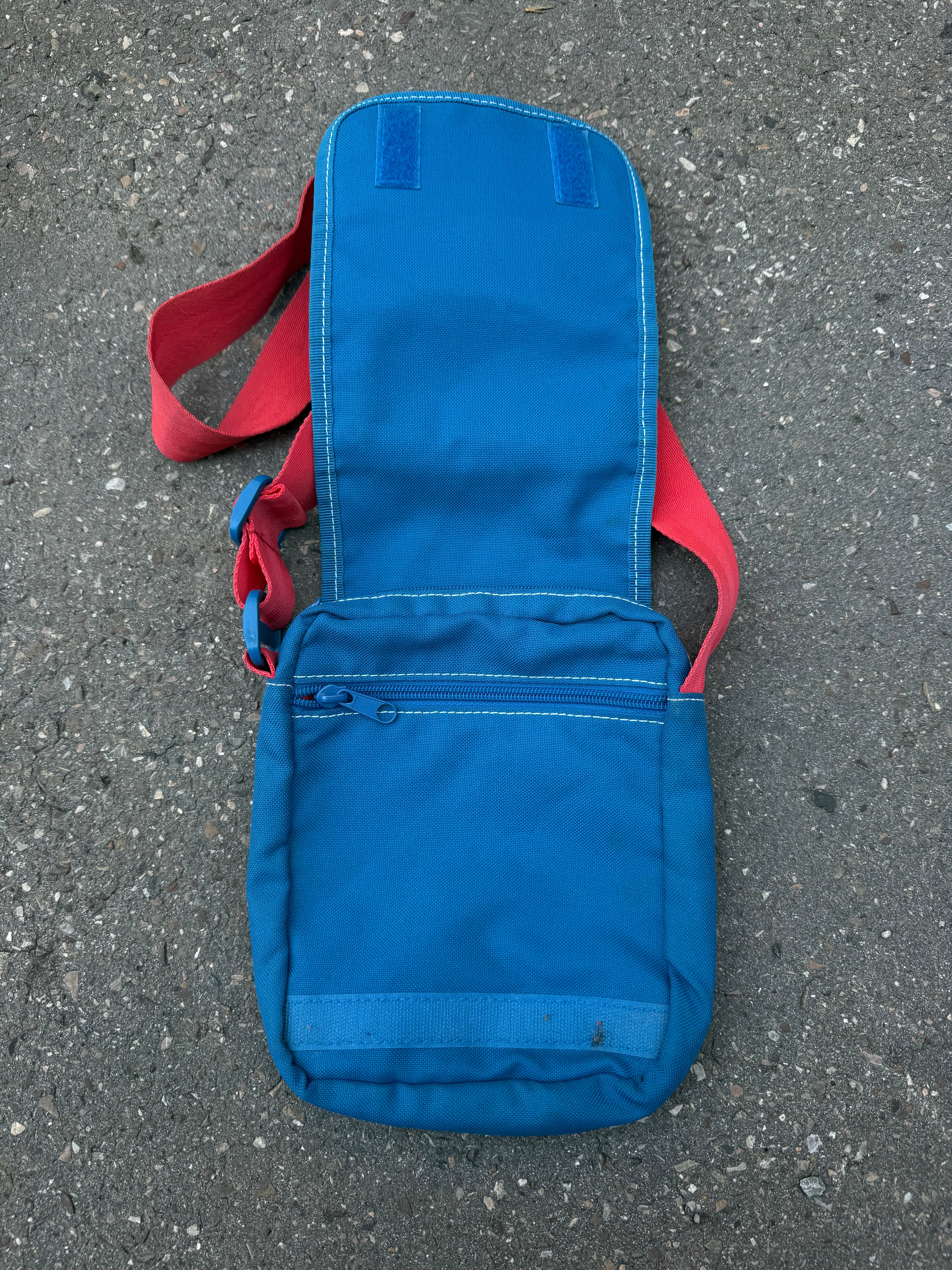 Vinage Lonsdale UK Flag Crossbody Bag