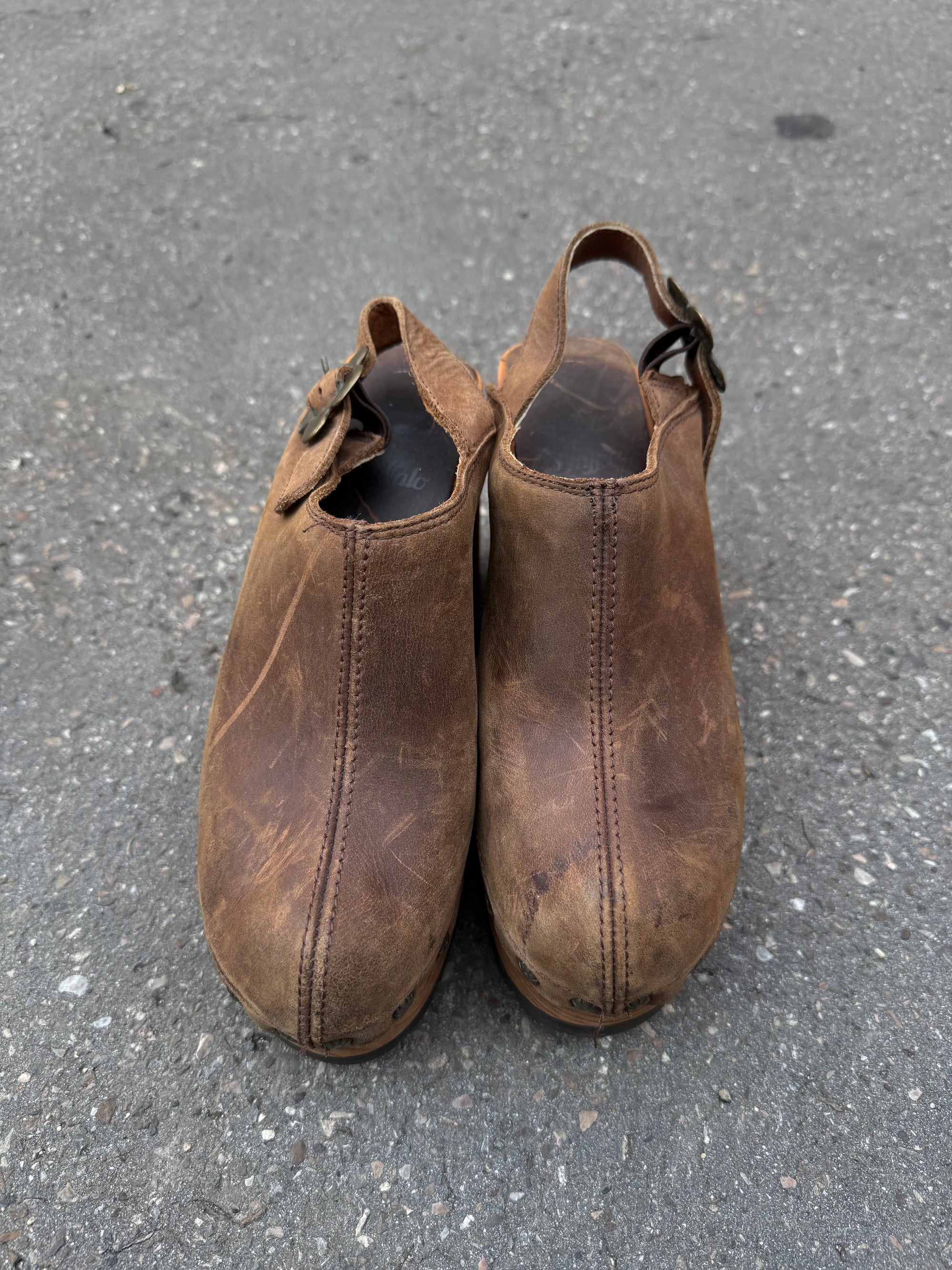 Vintage Brown Leather Clogs