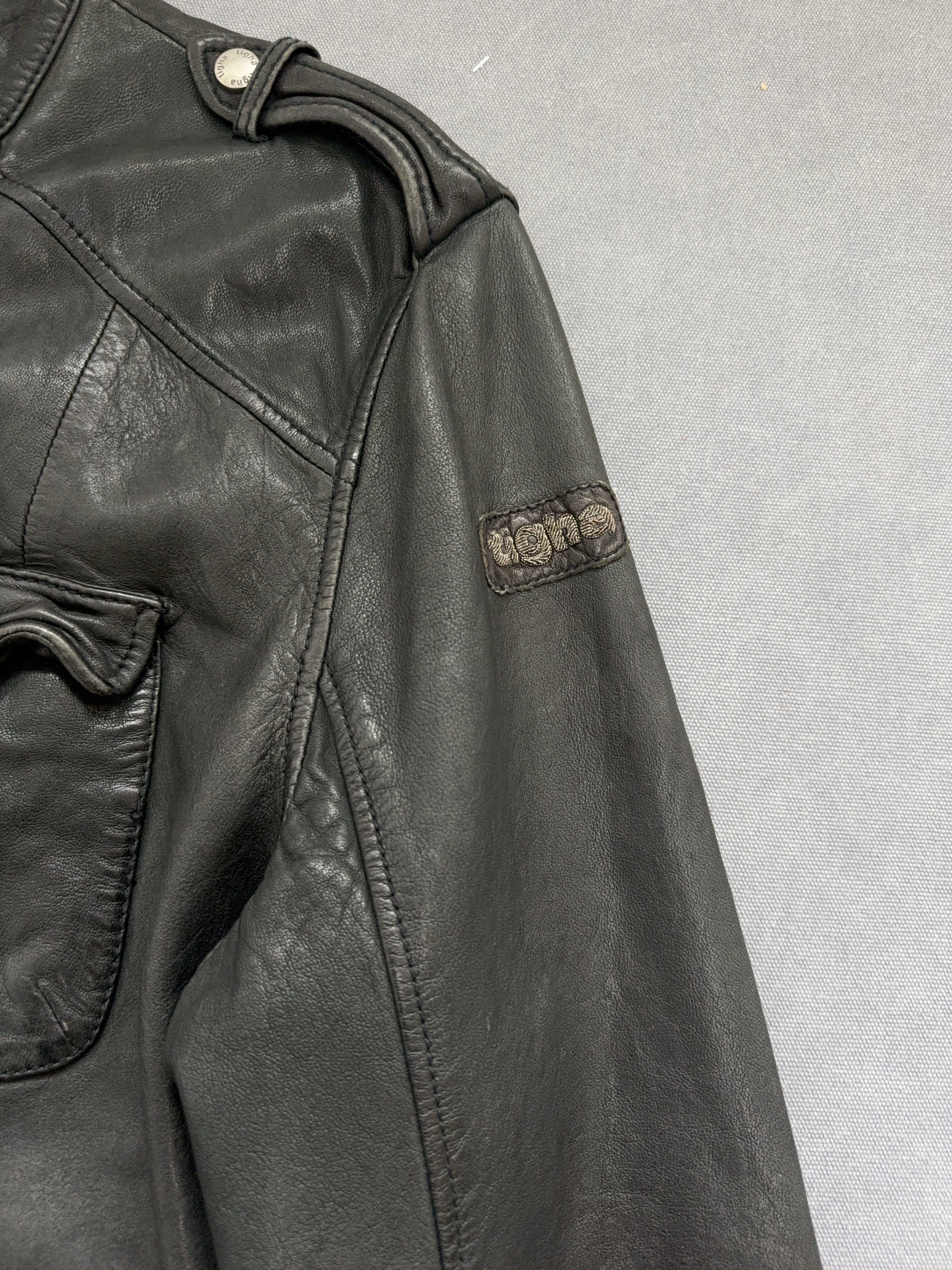 Vintage Tigha Jacke für Herren. Y2K Second Hand 2000s Fashion