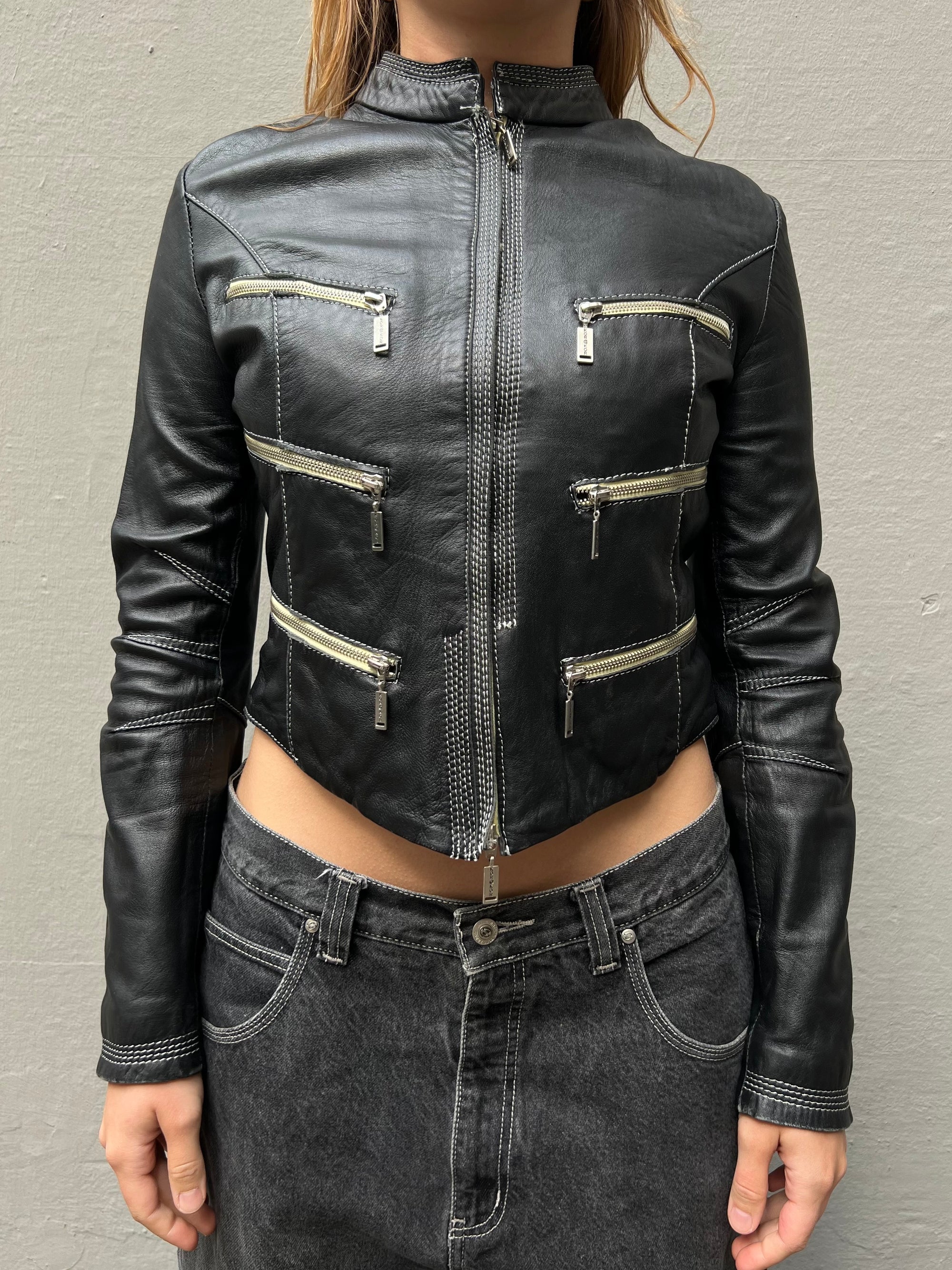 Trage Bild Vintage Zip Leather Jacket M von vorne