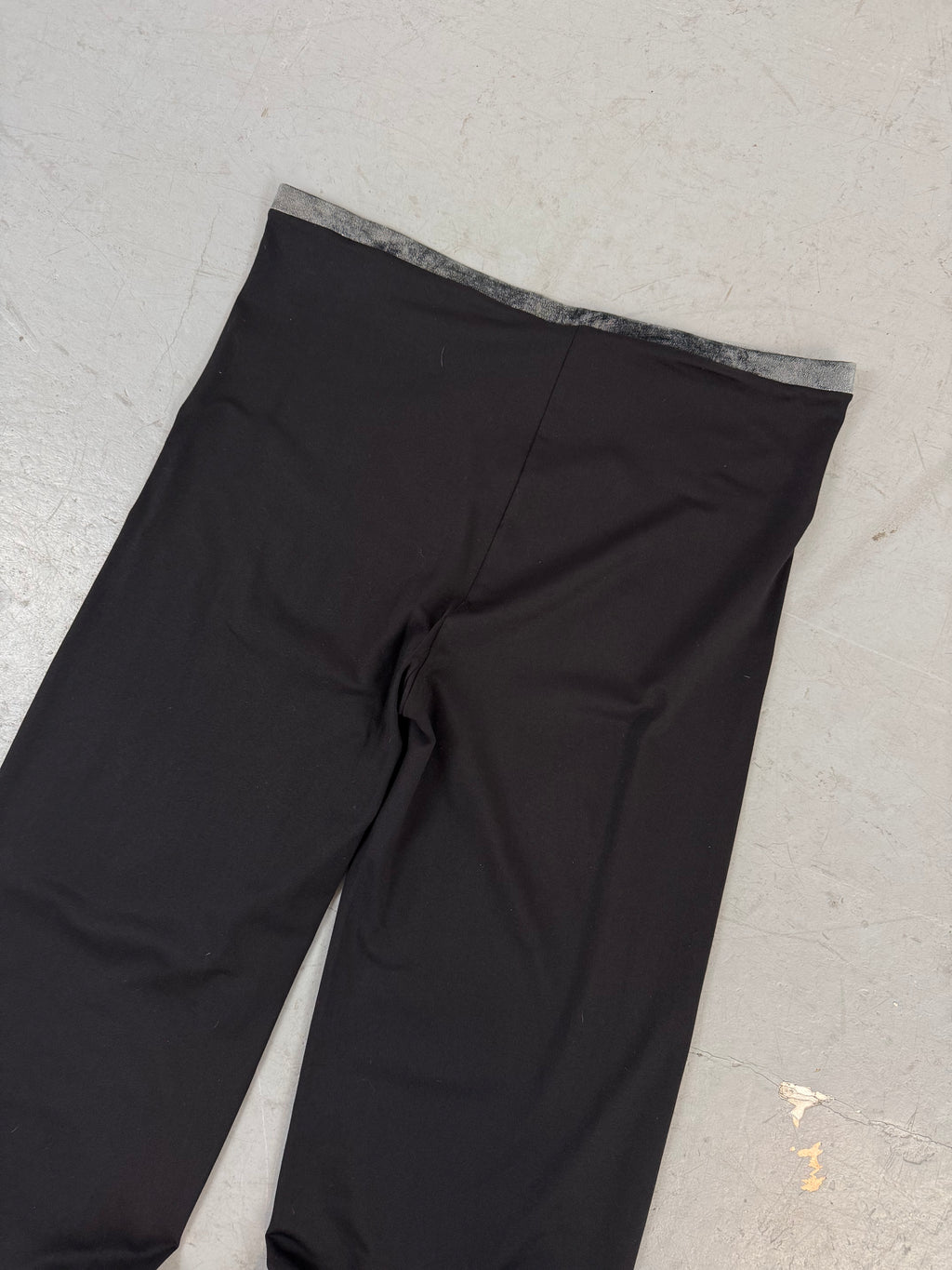 Vintage Versace Sport Black Sporty Pants  für Damen. Secondhand Y2K 2000s Fashion