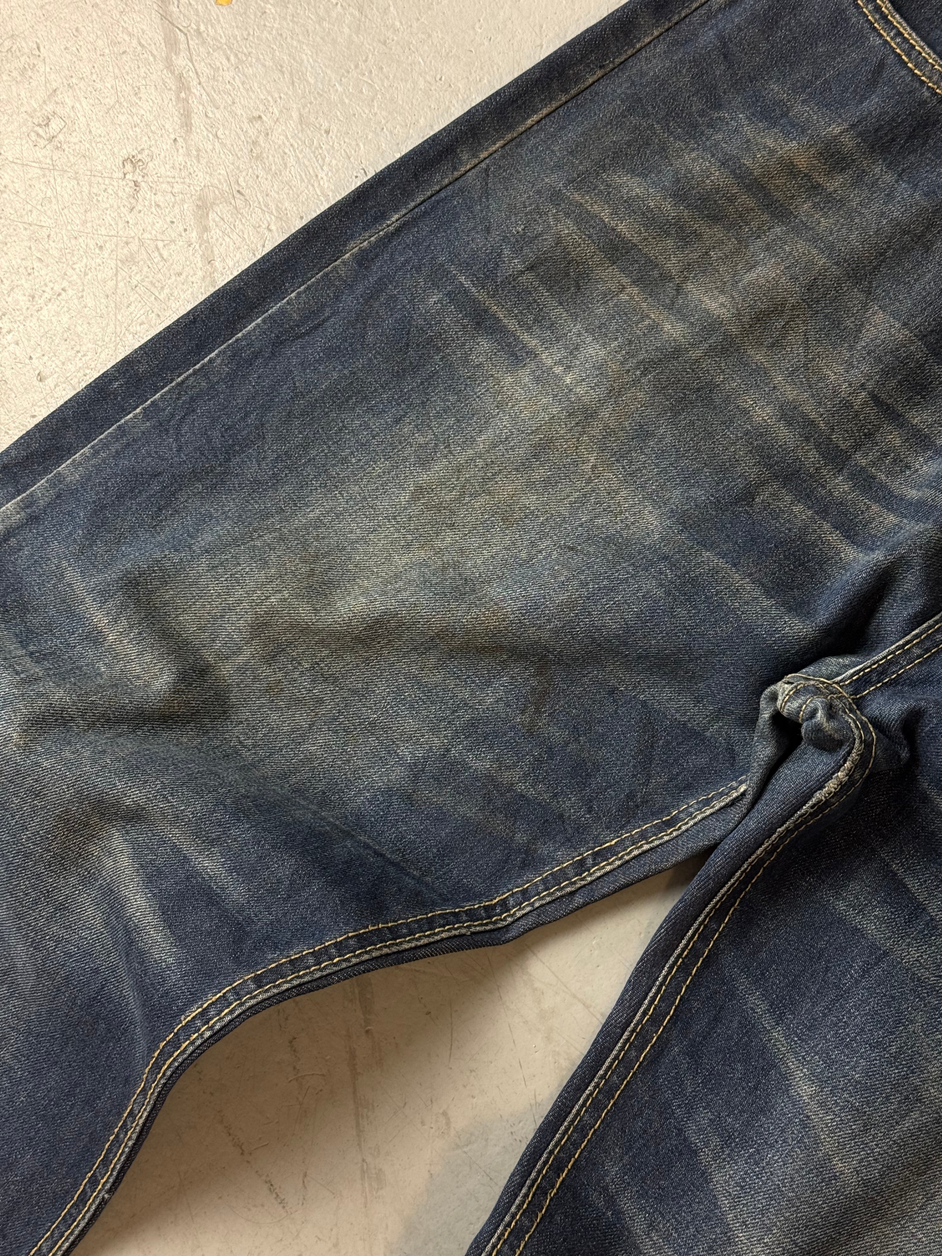 Vintage Levis Dark Blue Baggy Denim with Backprint für Herren. Y2K Second Hand 2000s Fashion