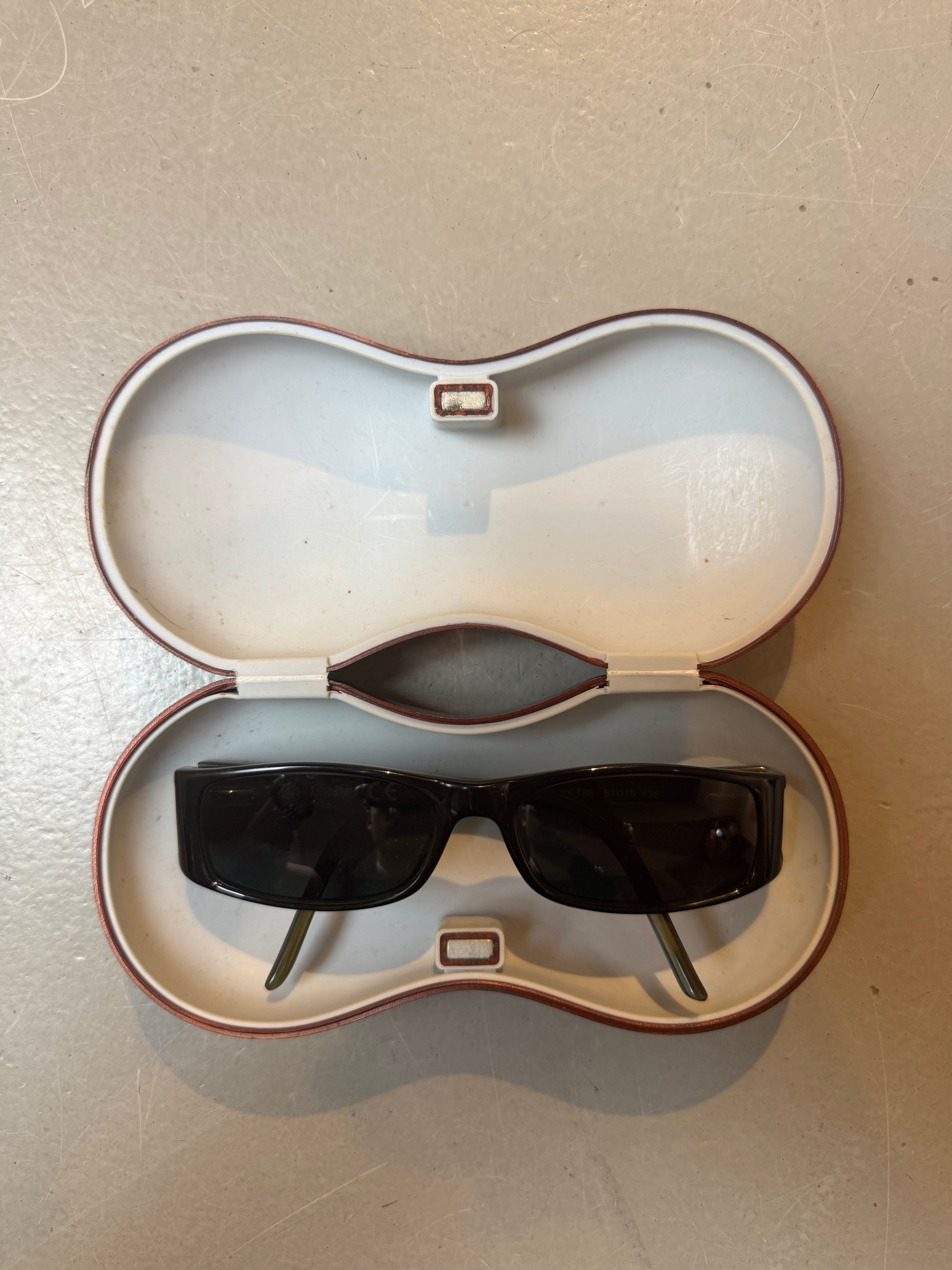 Vintage Just Cavalli Black and Green Sunglasses