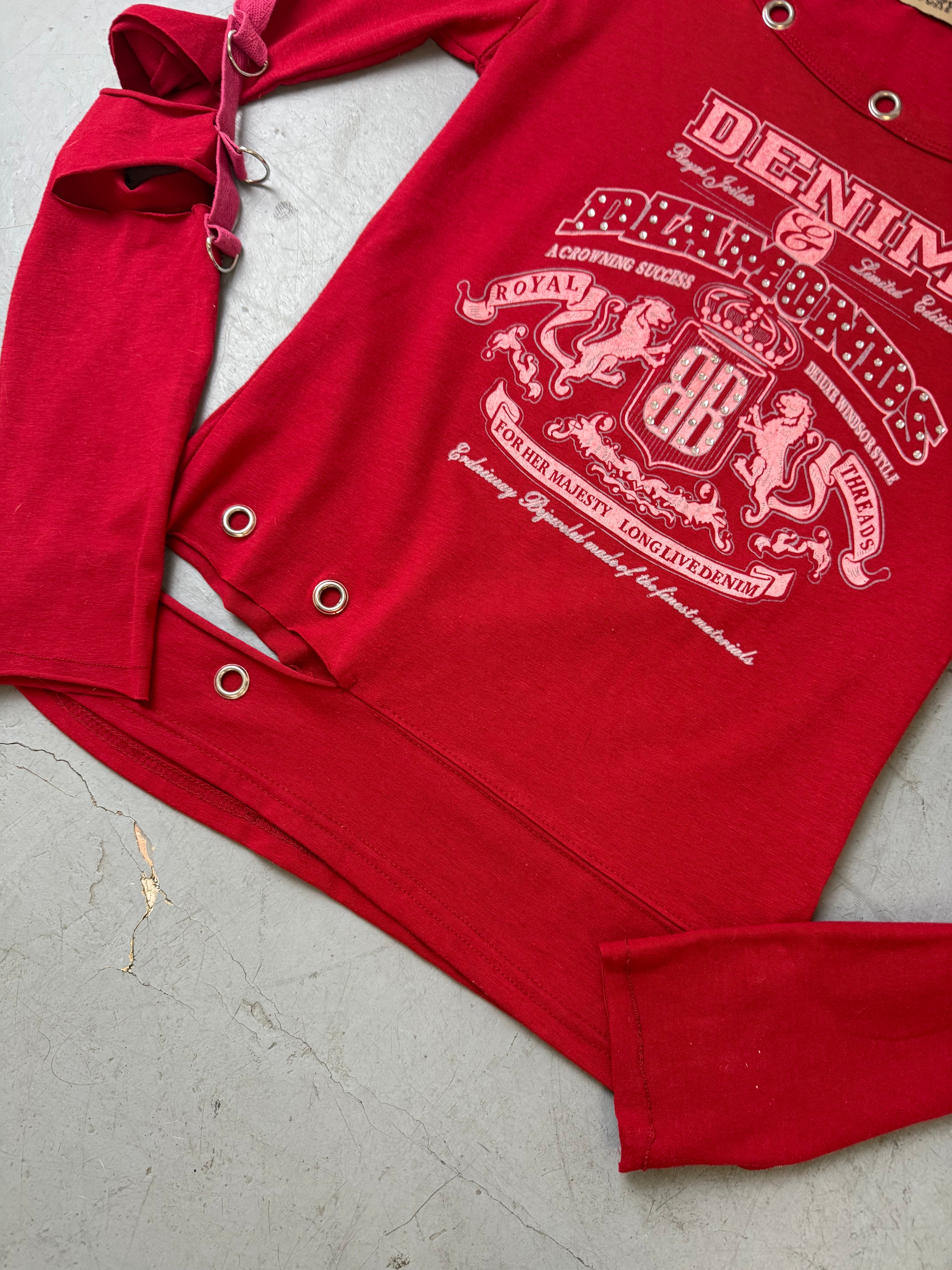 Vintage Lucky Nana Red Cutted Up Longsleeve für Damen. Secondhand Y2K 2000s Fashion