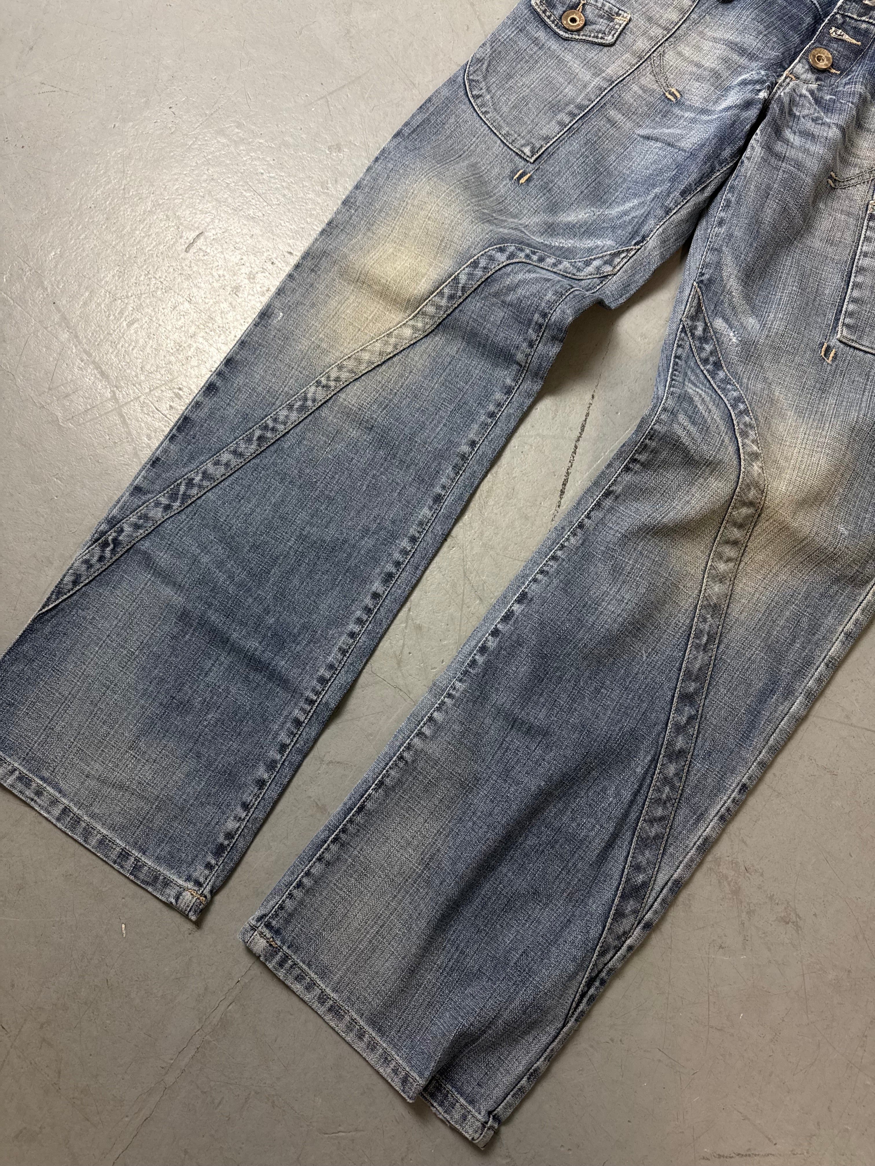 Detailbild von Vintage Sexy Woman Mid Waist Denim M von vorne 