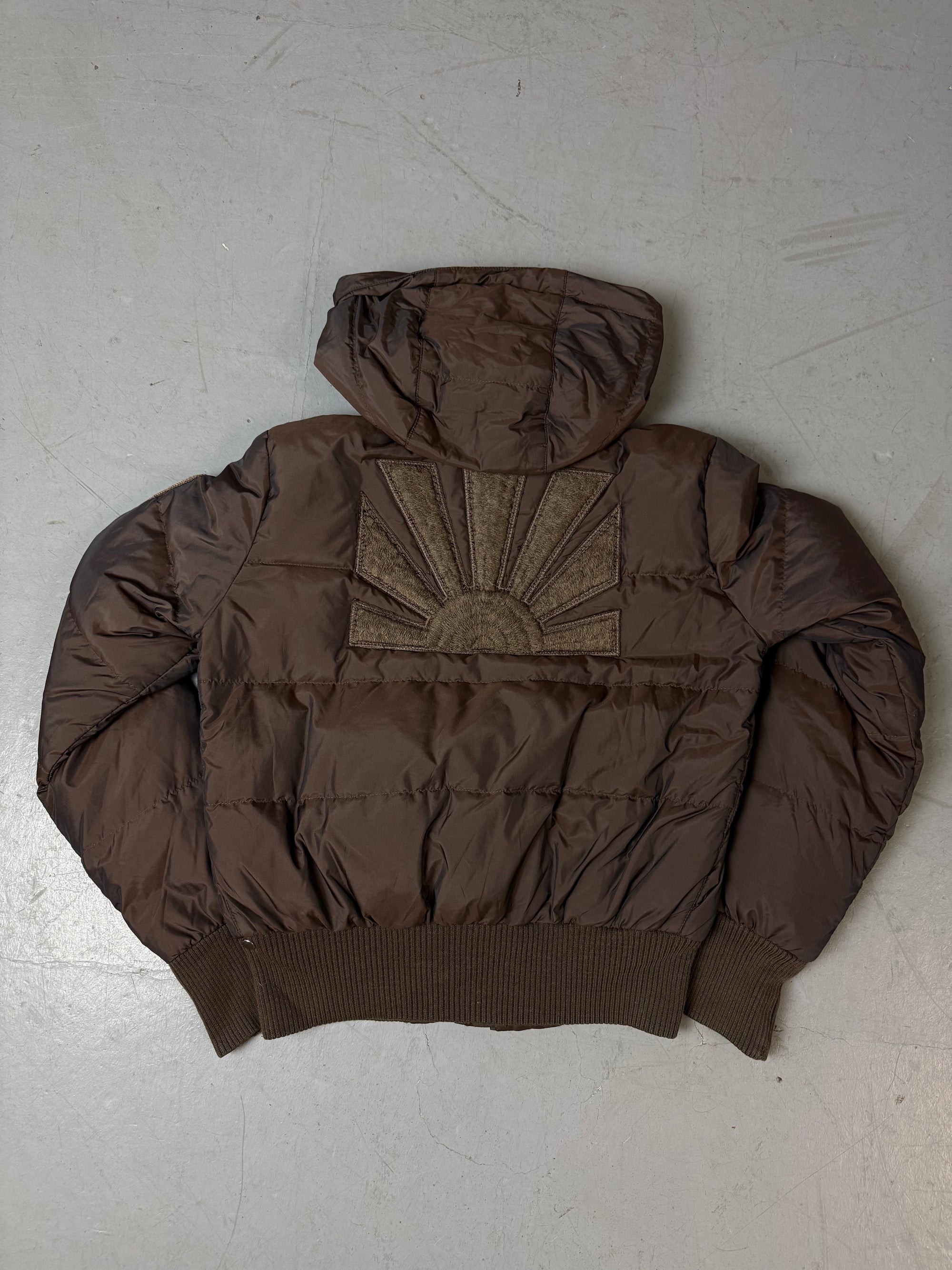 Eine braune cropped Puffer Jacke in S/M 