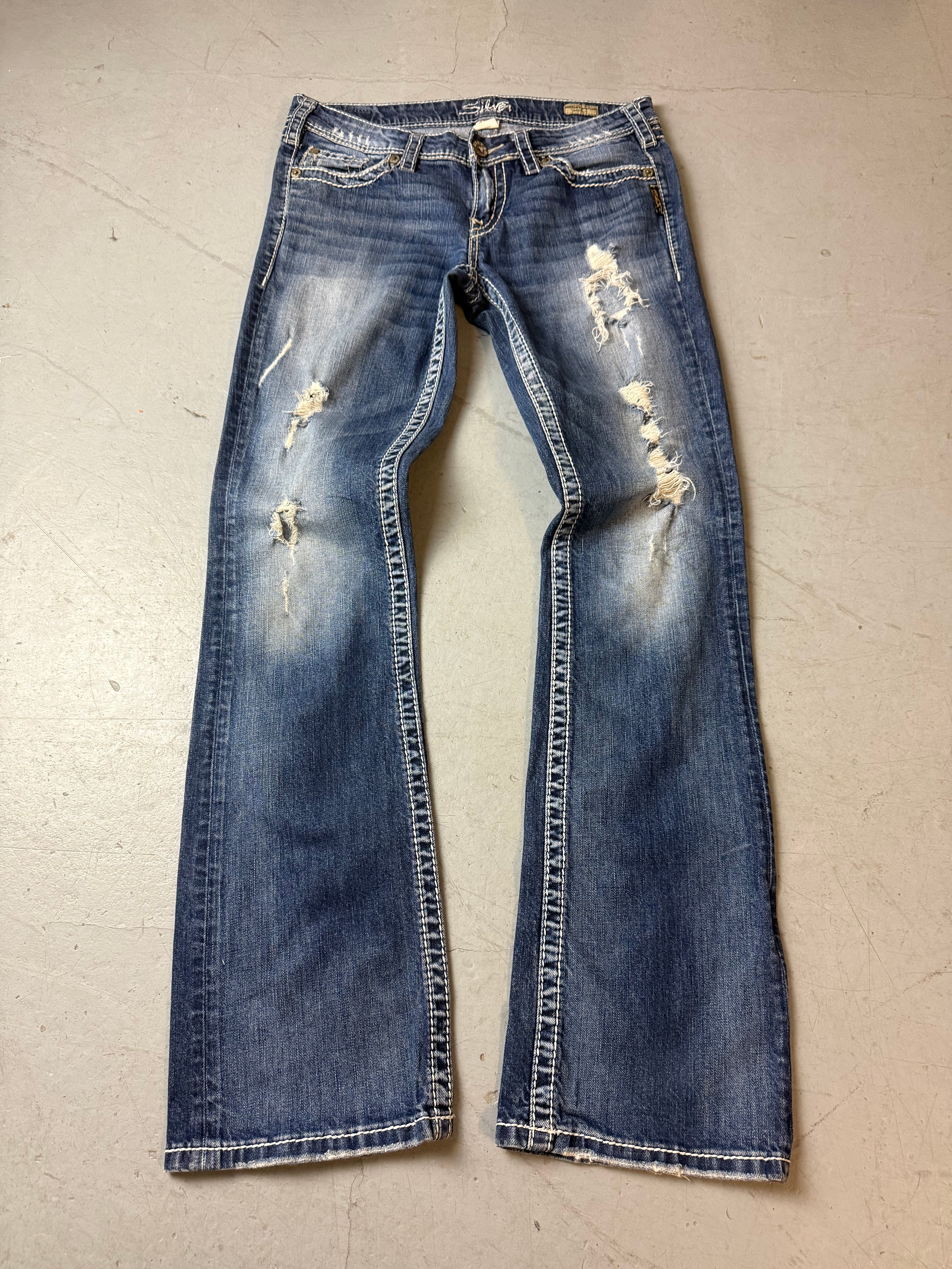 Vintage Silver Jeans Ripped Low Waist Bootcut Denim für Damen. Y2K 2000s Fashion