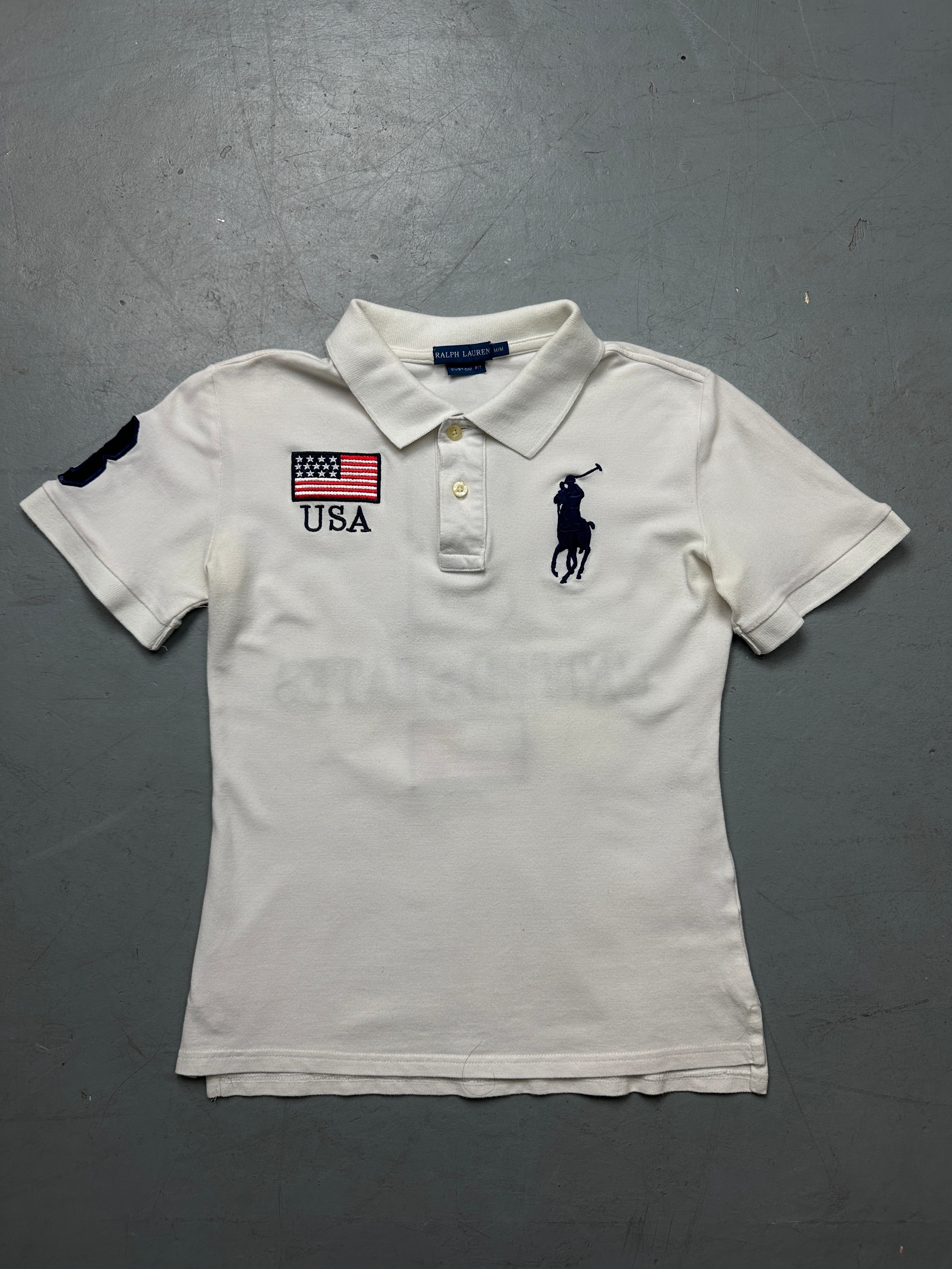 Vintage Polo Ralph Lauren White USA Polo Shirt mit Flagge für Frauen. Y2K Second Hand 2000s Fashion