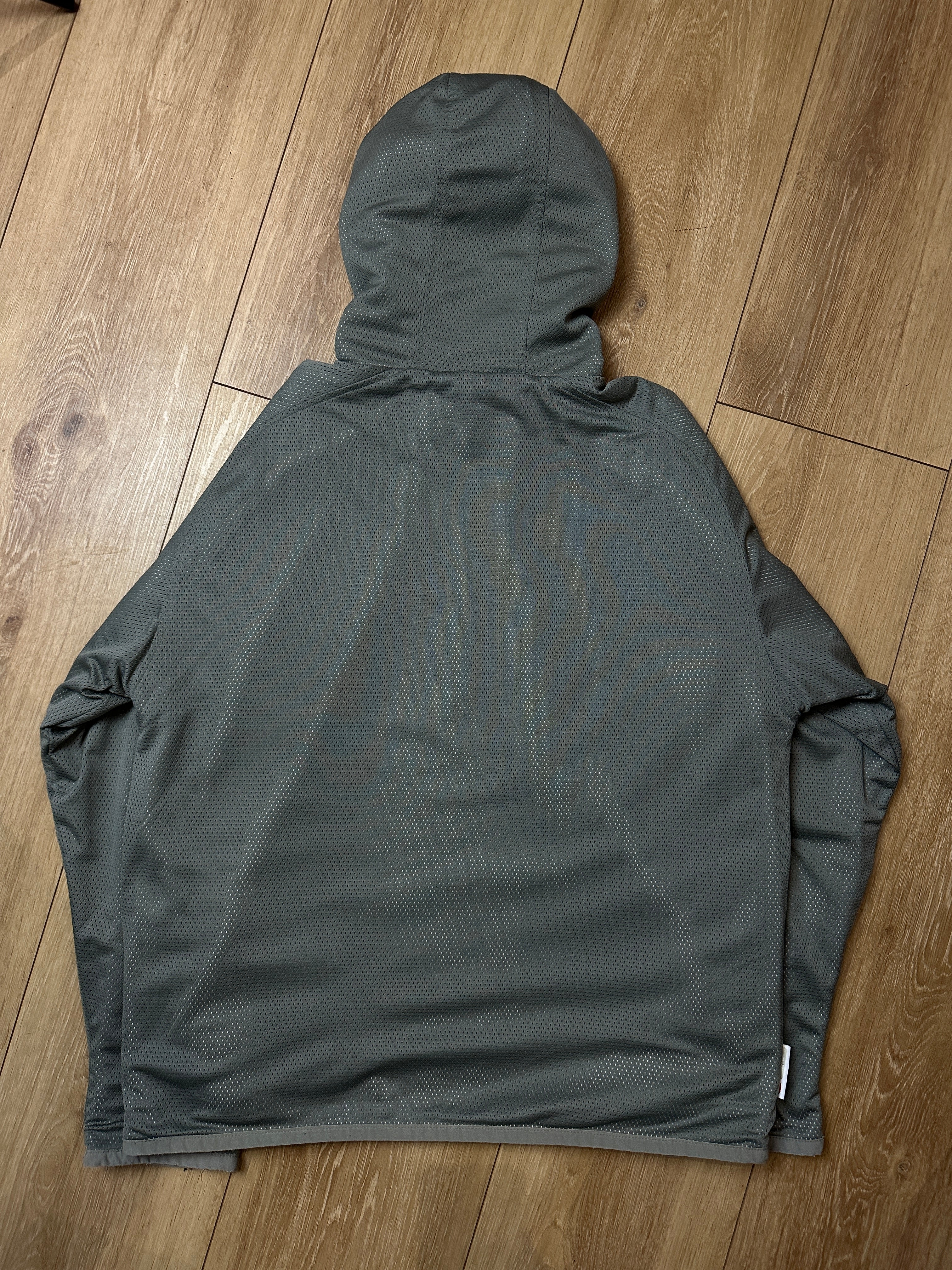 Produktbild Vintage Nike Double Layered Hoodie von hinten 
