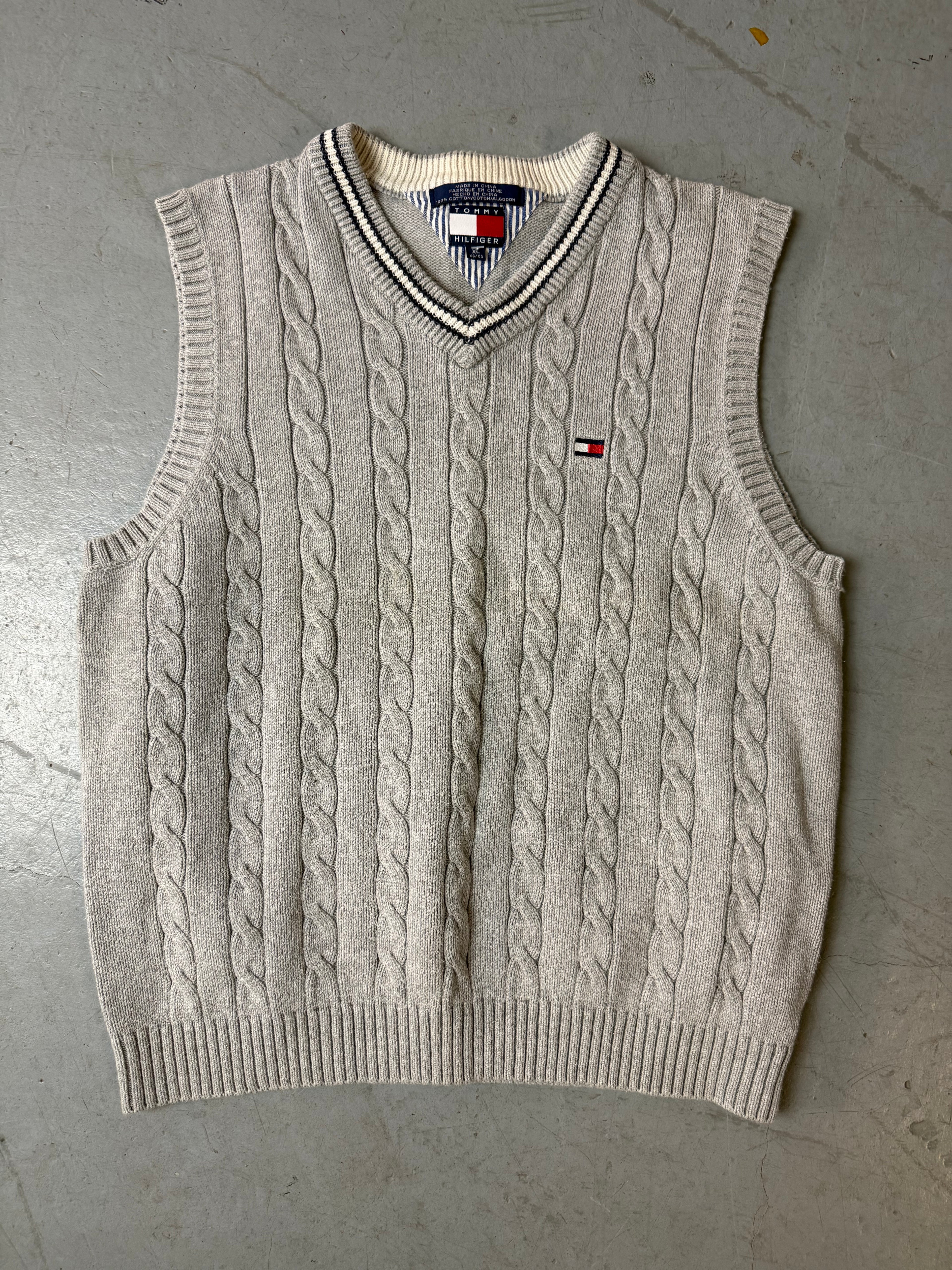 Ein grauer Strick Pullunder von Tommy Hilfiger vintage Y2K 