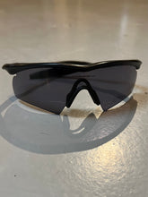 Laden Sie das Bild in den Galerie-Viewer, Oakley Sunglasses Black