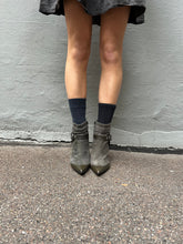 Laden Sie das Bild in den Galerie-Viewer, Vintage Dark Green Ankle Boots 37