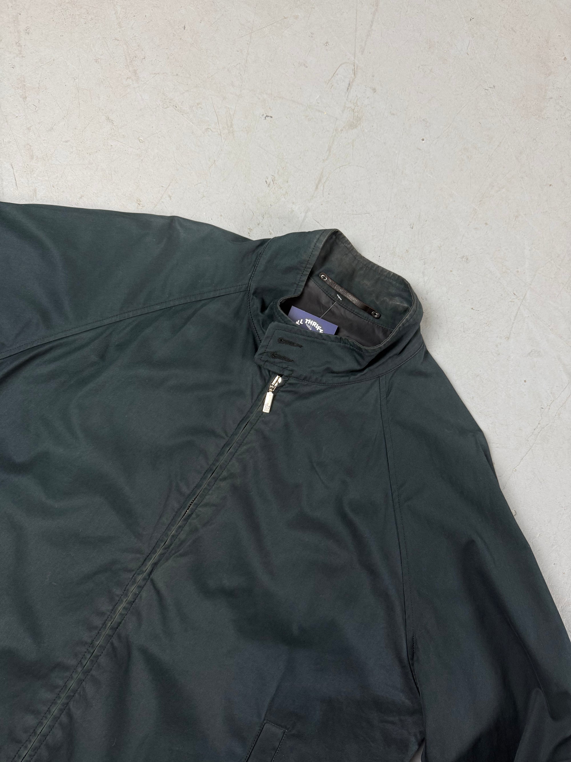 Detailbild von einer Vintage Moncler Black/Dark Green Jacket von Kragen