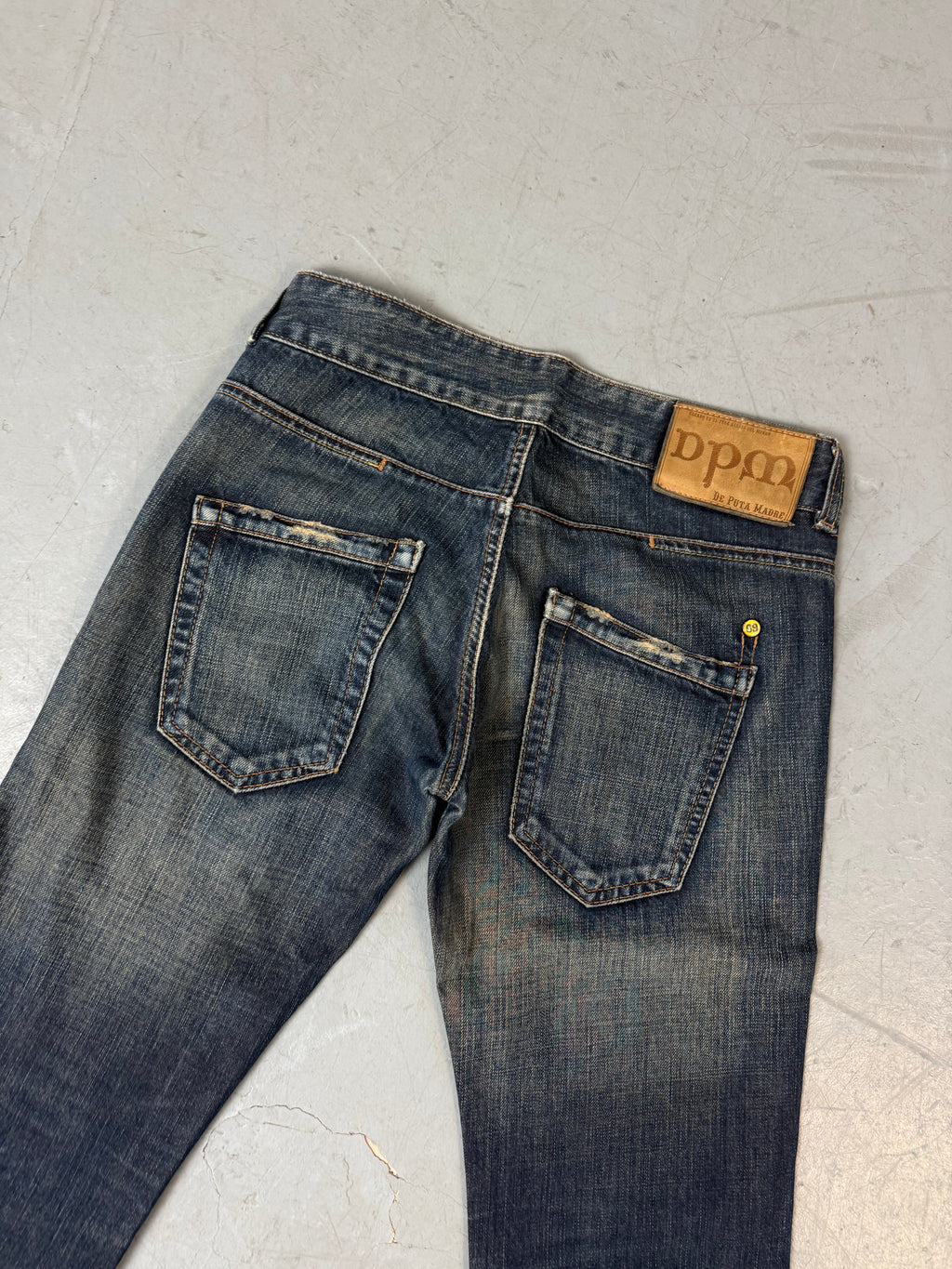 Y2K De puta Madre mid waist bootcut denim für Damen 