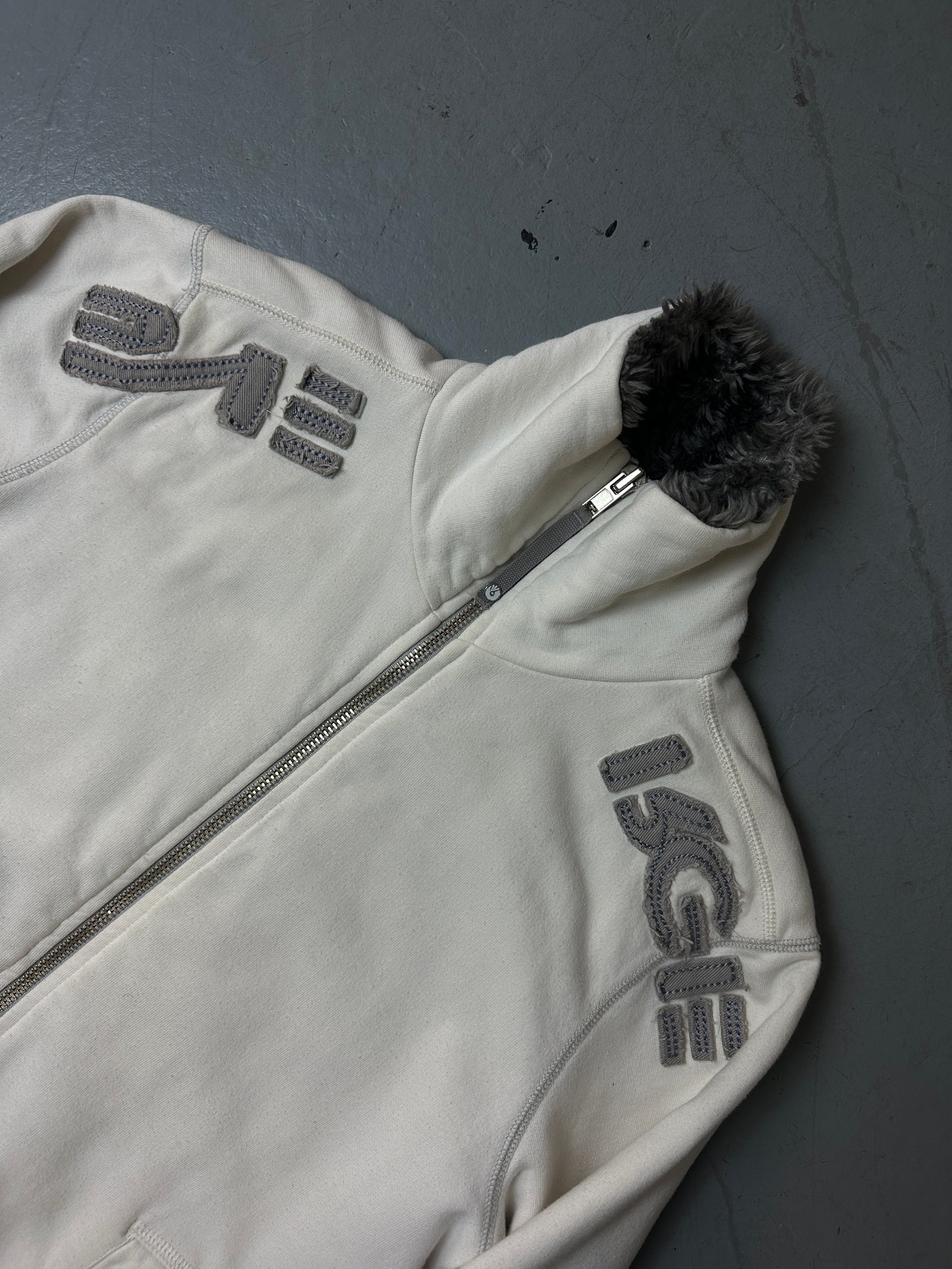 Detailbild von Vintage White Energie Fur Jacket von vorne 