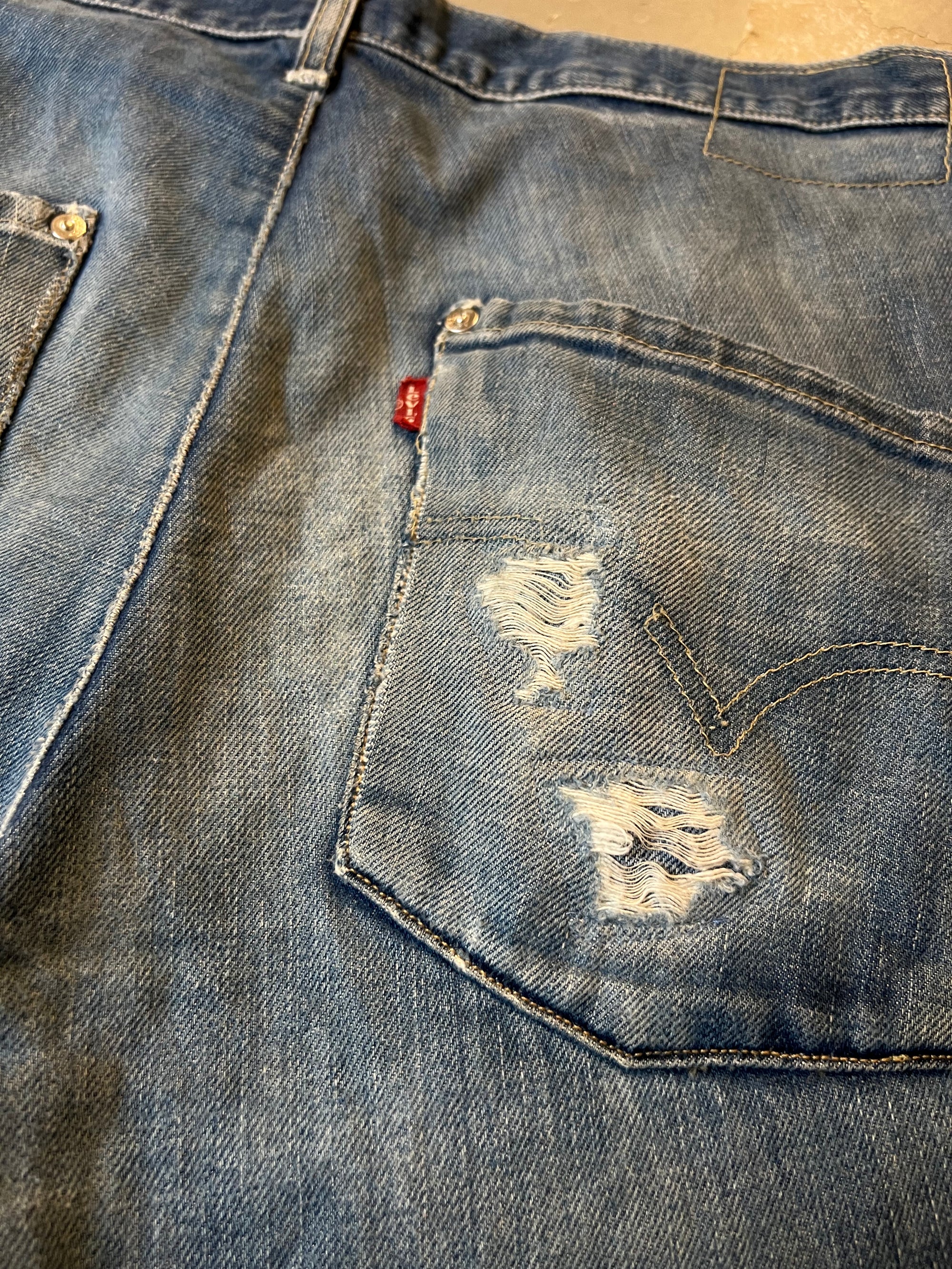 Vintage Blue Levis Engineered Denim M/L