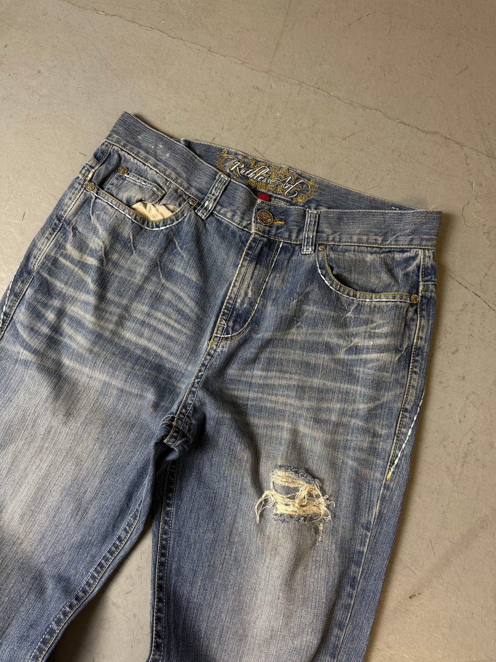 Detailbild von Vintage Ruthless Art Baggy Denim with Backprint XL von vorne 