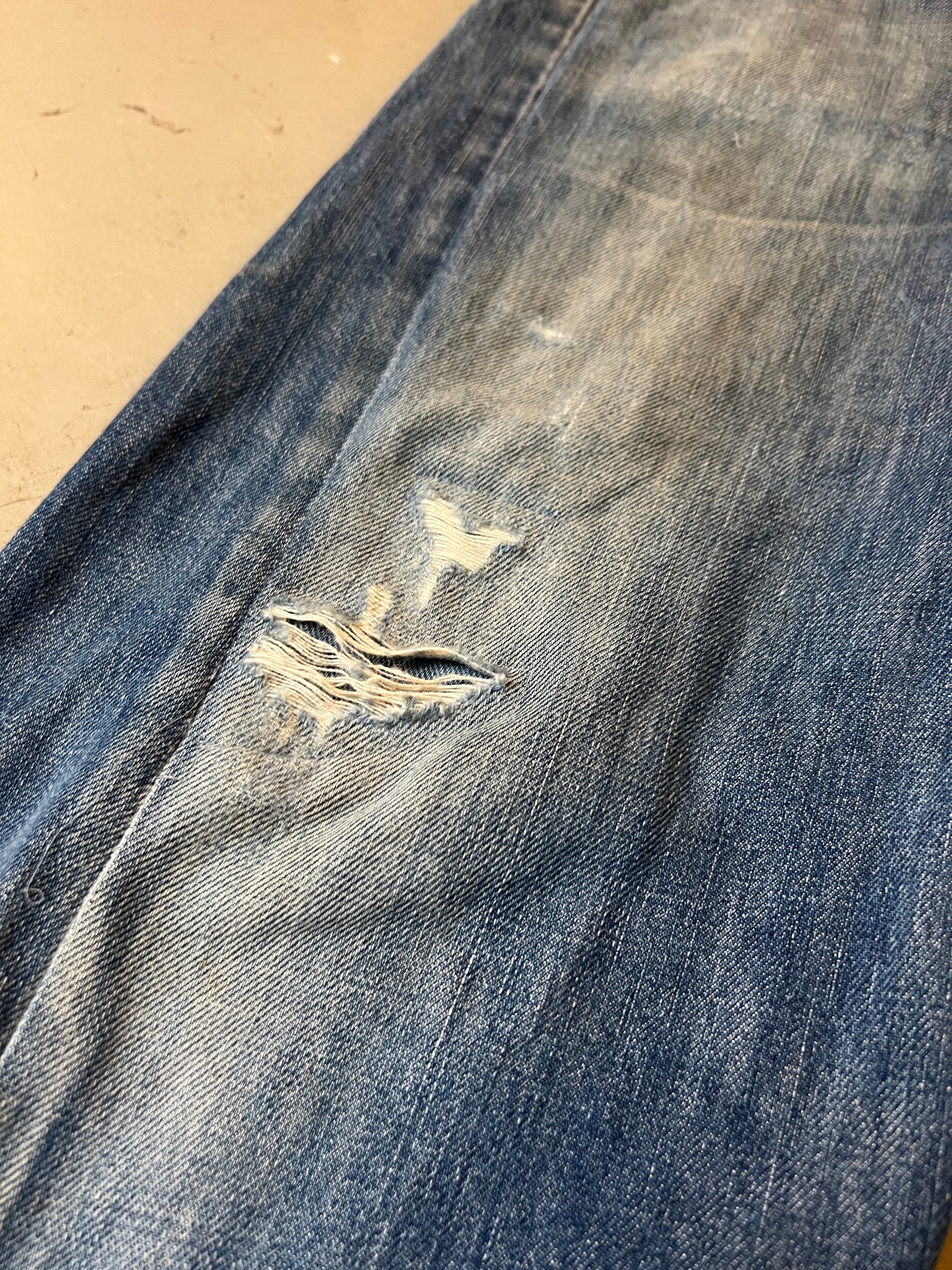 Vintage Blue Levis Engineered Denim M/L