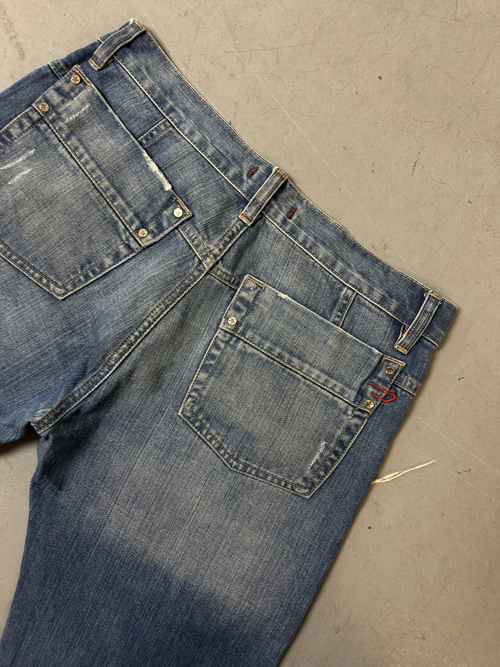 Vintage diesel denim mit baggy fit und ripped Optik 