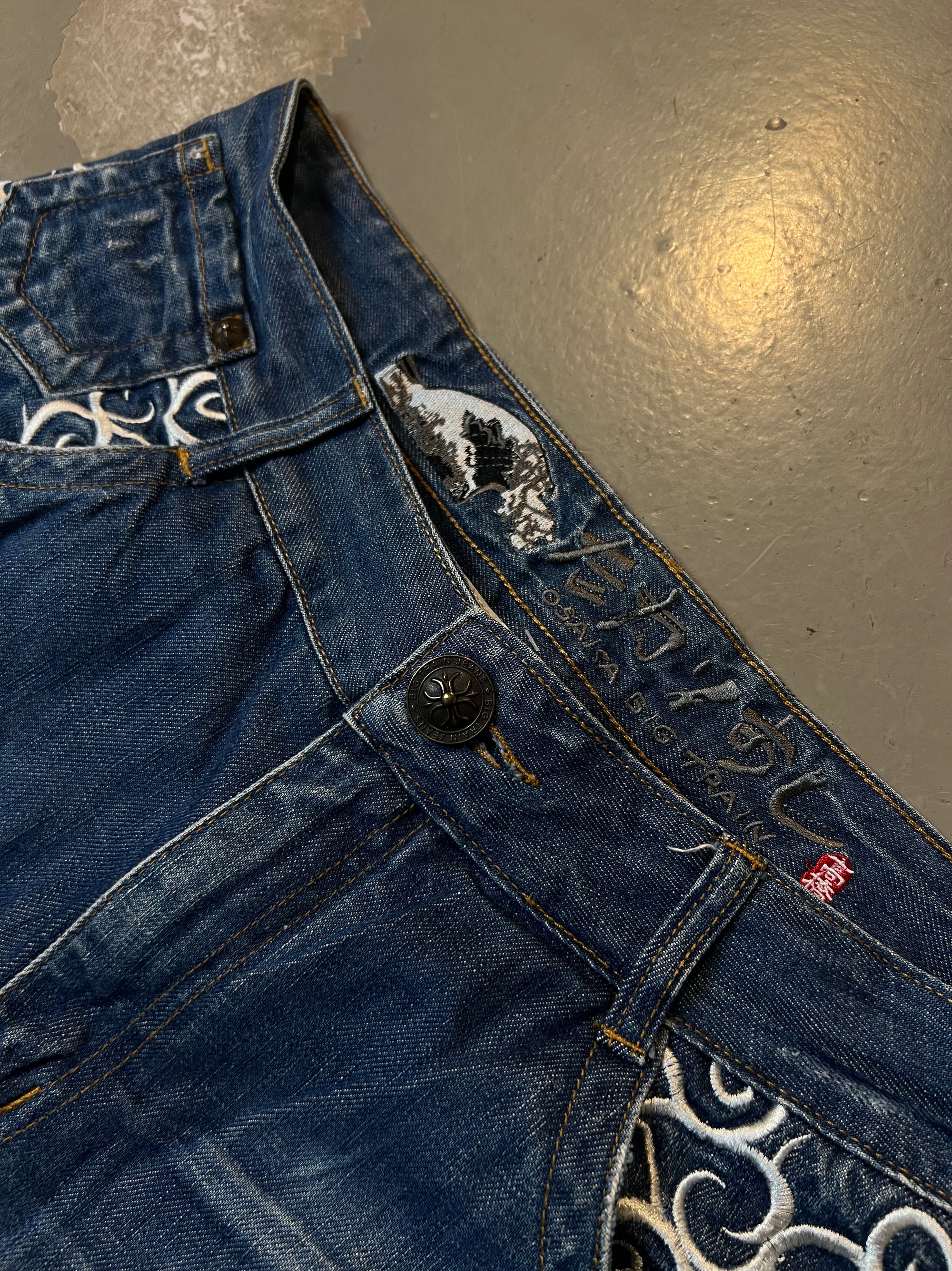 Vintage Stiched Tribal Big Train Blue Denim L/XL