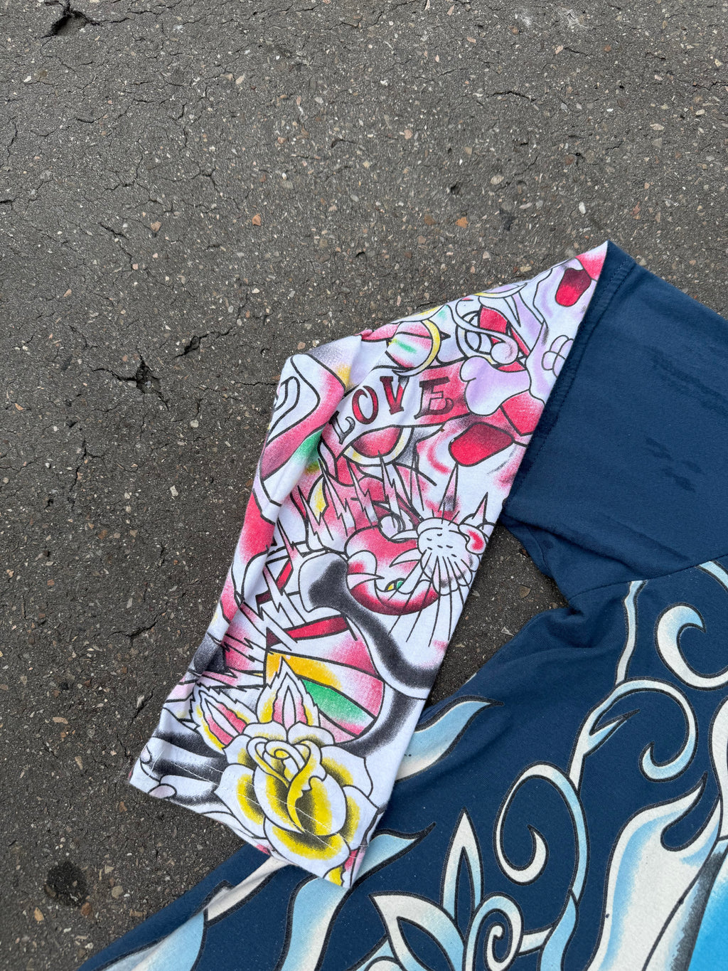 Vintage Ed Hardy Crazy Printed Longsleeve L/XL