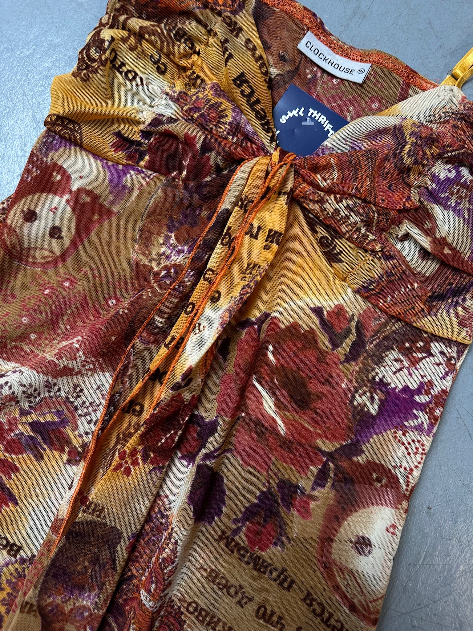 Detailbild von Vintage Orange Flower Printed Mesh Top 