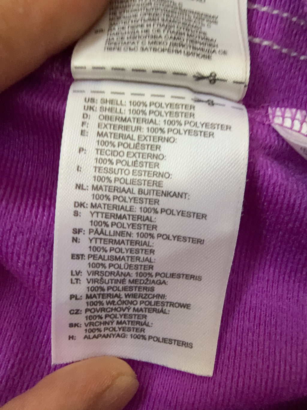 Vintage Adidas Trackpants für Damen. Y2K Second Hand 2000s Fashion 