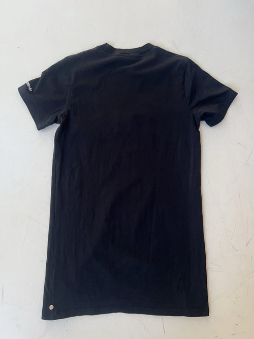 Vintage Adidas Oversized T-Shirt Dress für Damen. Y2k Second Hand 2000s Fashion.