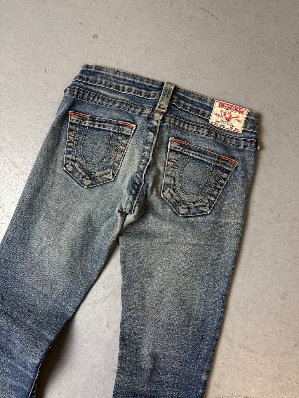 Produktbild von einer Vintage True Religion Bootcut Denim von hinten