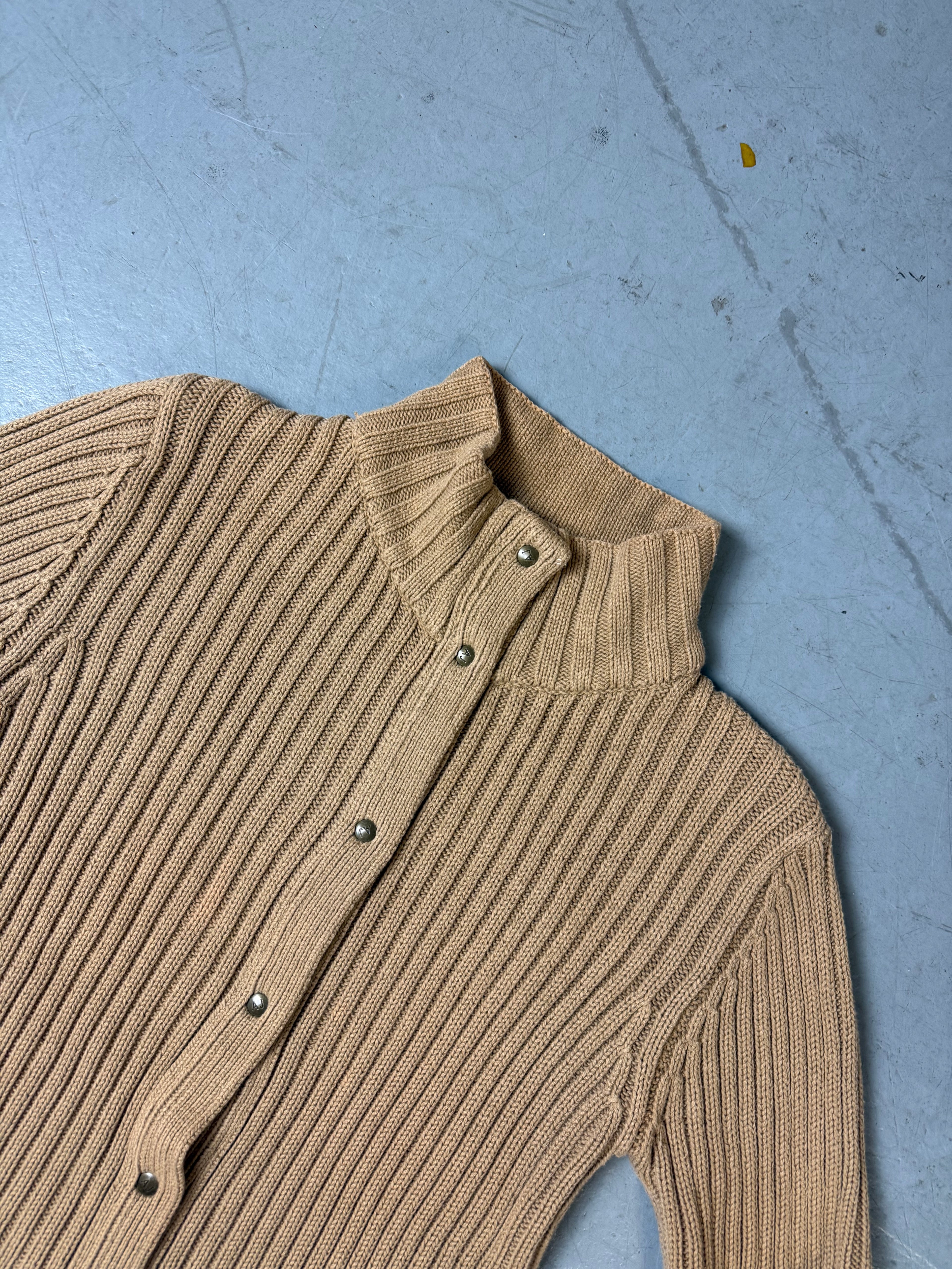 Detailbild von Vintage Armani Jeans Brown Knit Button Up M von vorne 