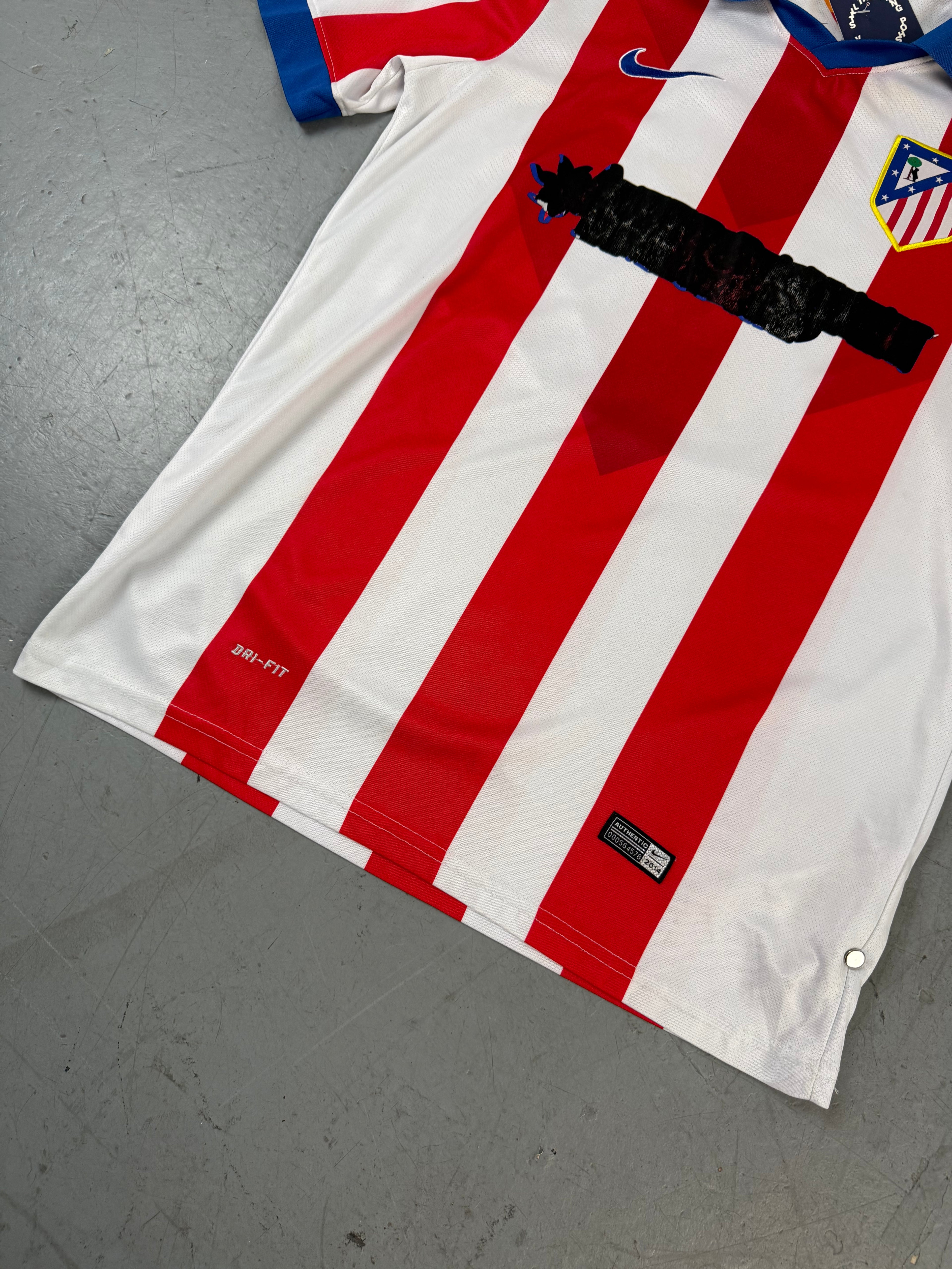 Vintage Nike Atlético Madrid 22/23 Home Jersey für Männer. Secondhand Y2K 2000s Fashion