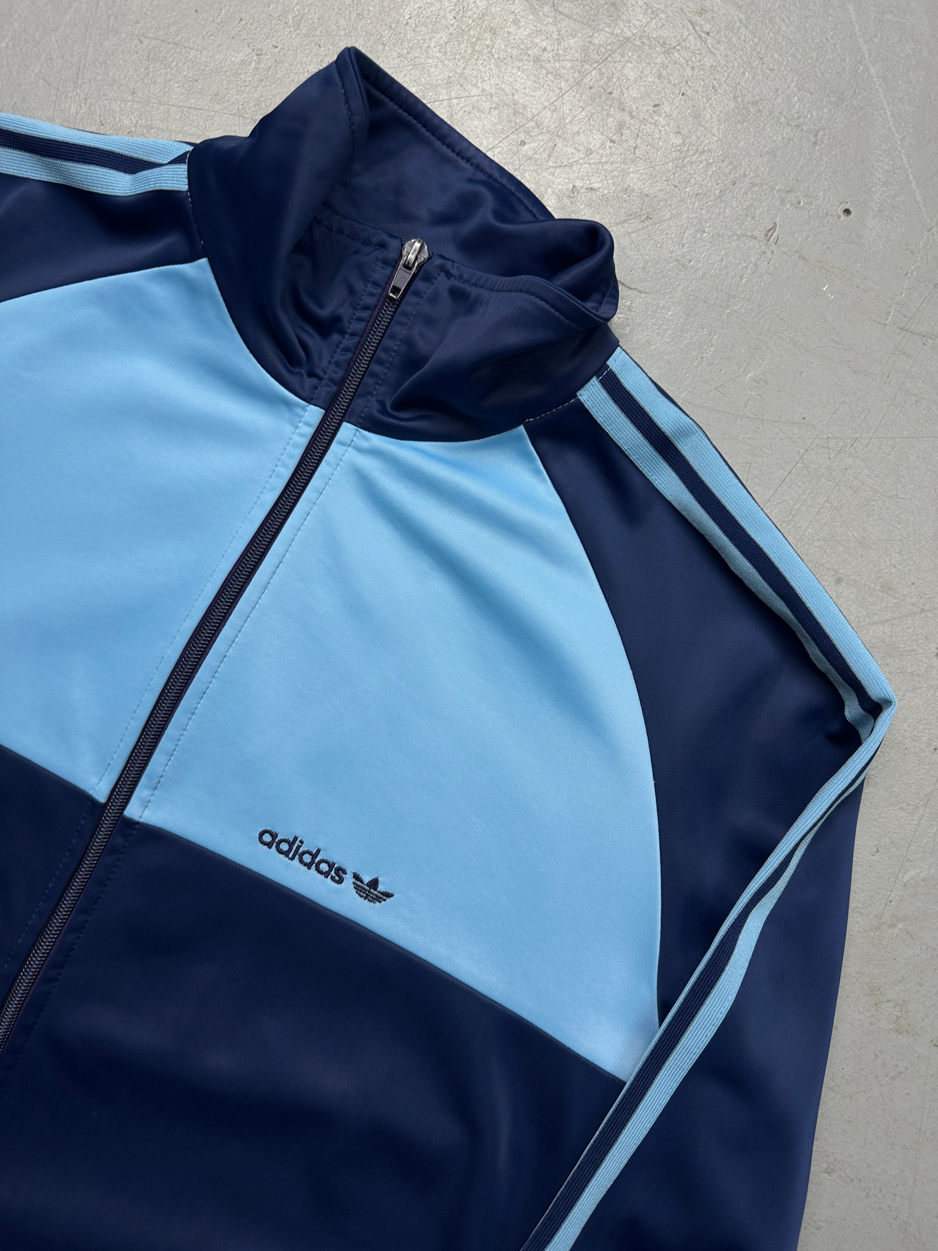 Vintage Adidas Blue Tones Track Jacket  für Männer. Y2K Secondhand 2000s Fashion