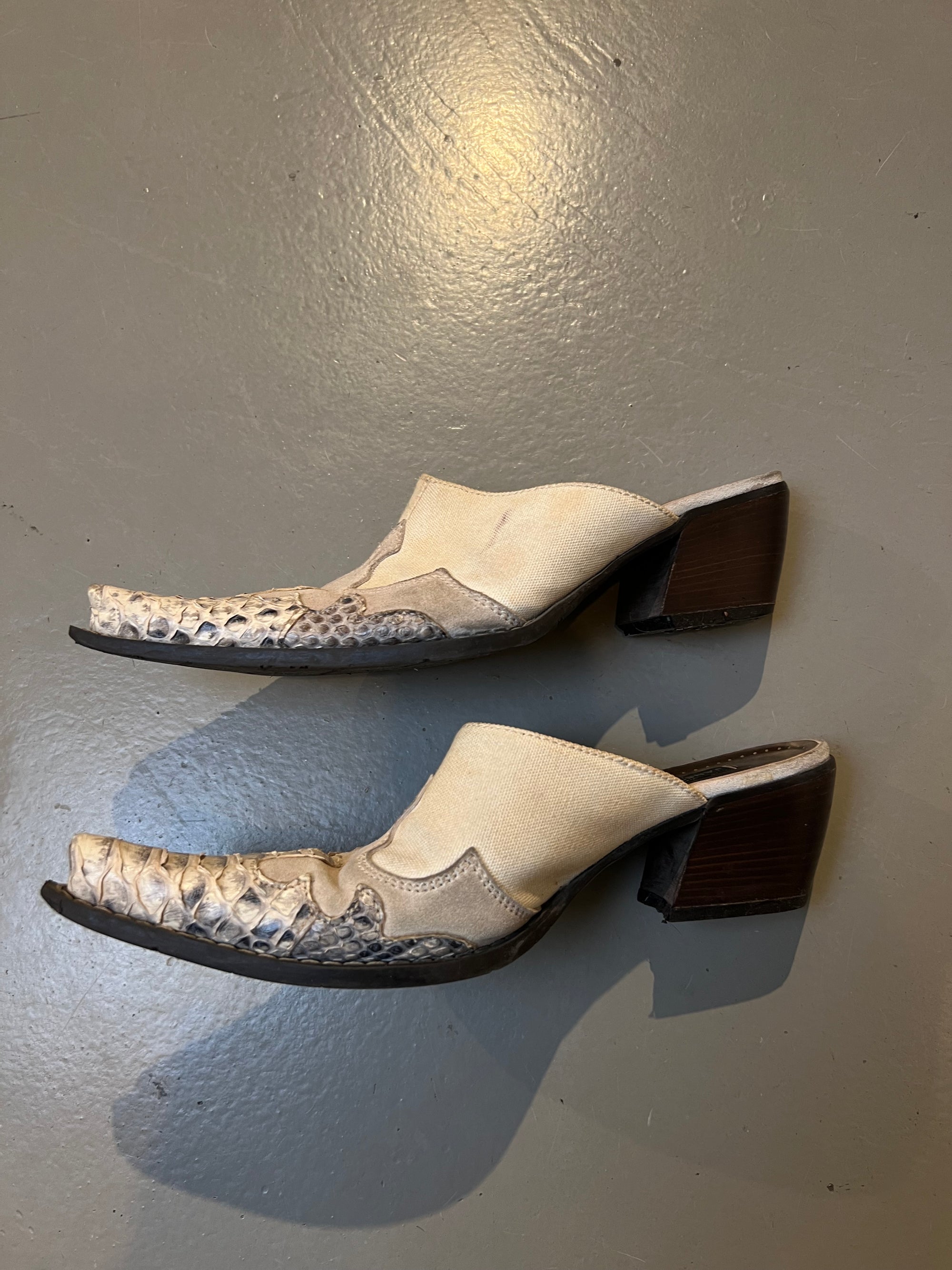 Vintage Flare Heel Cowboy Boots 38