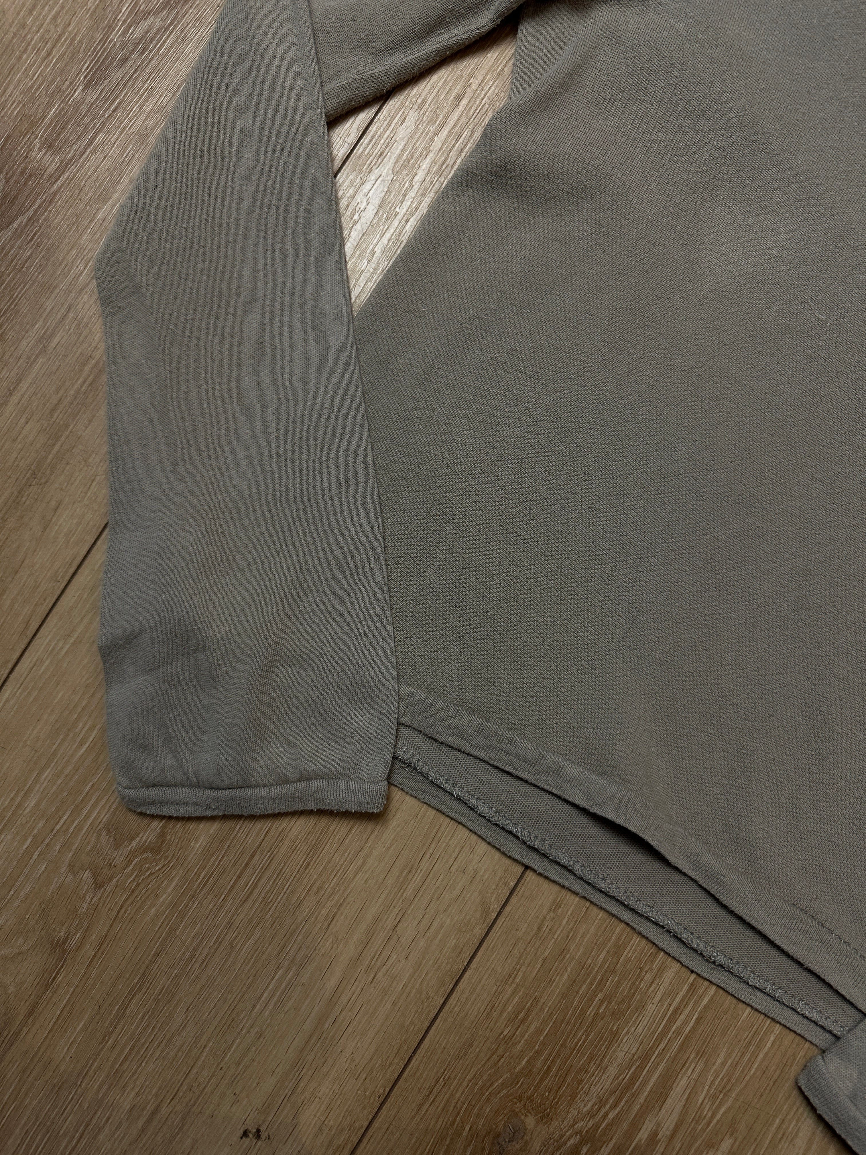 Detailbild Vintage Light Strings Hoodie von hinten 