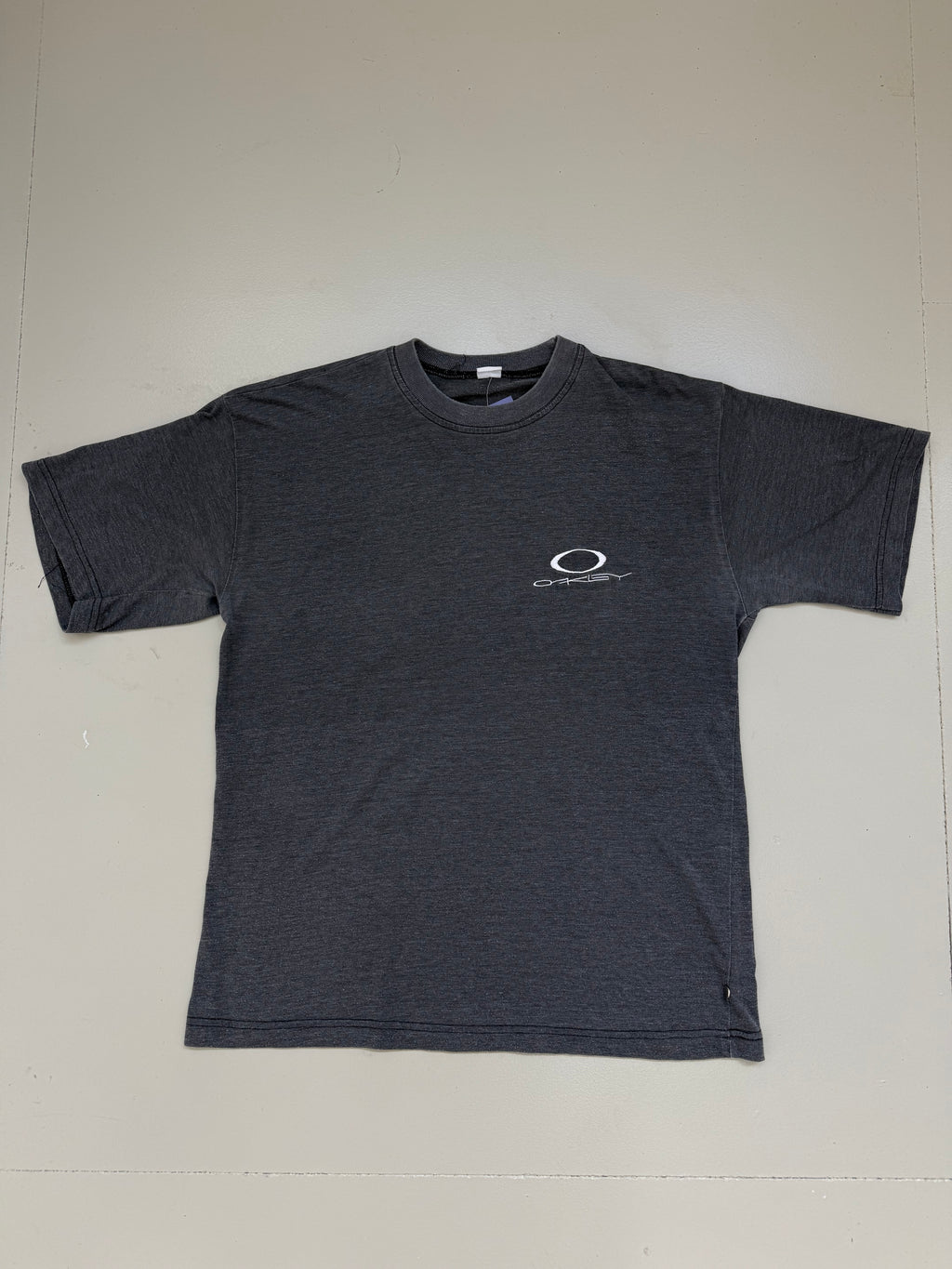Vintage Oakley Grey T-Shirt L