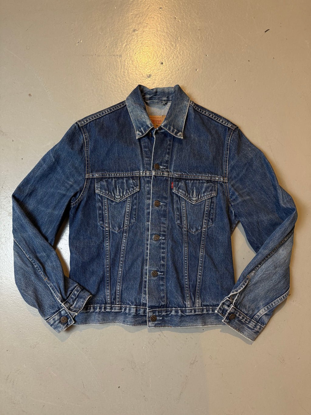 Vintage Levi’s Dark Blue Denim Jacket L/XL