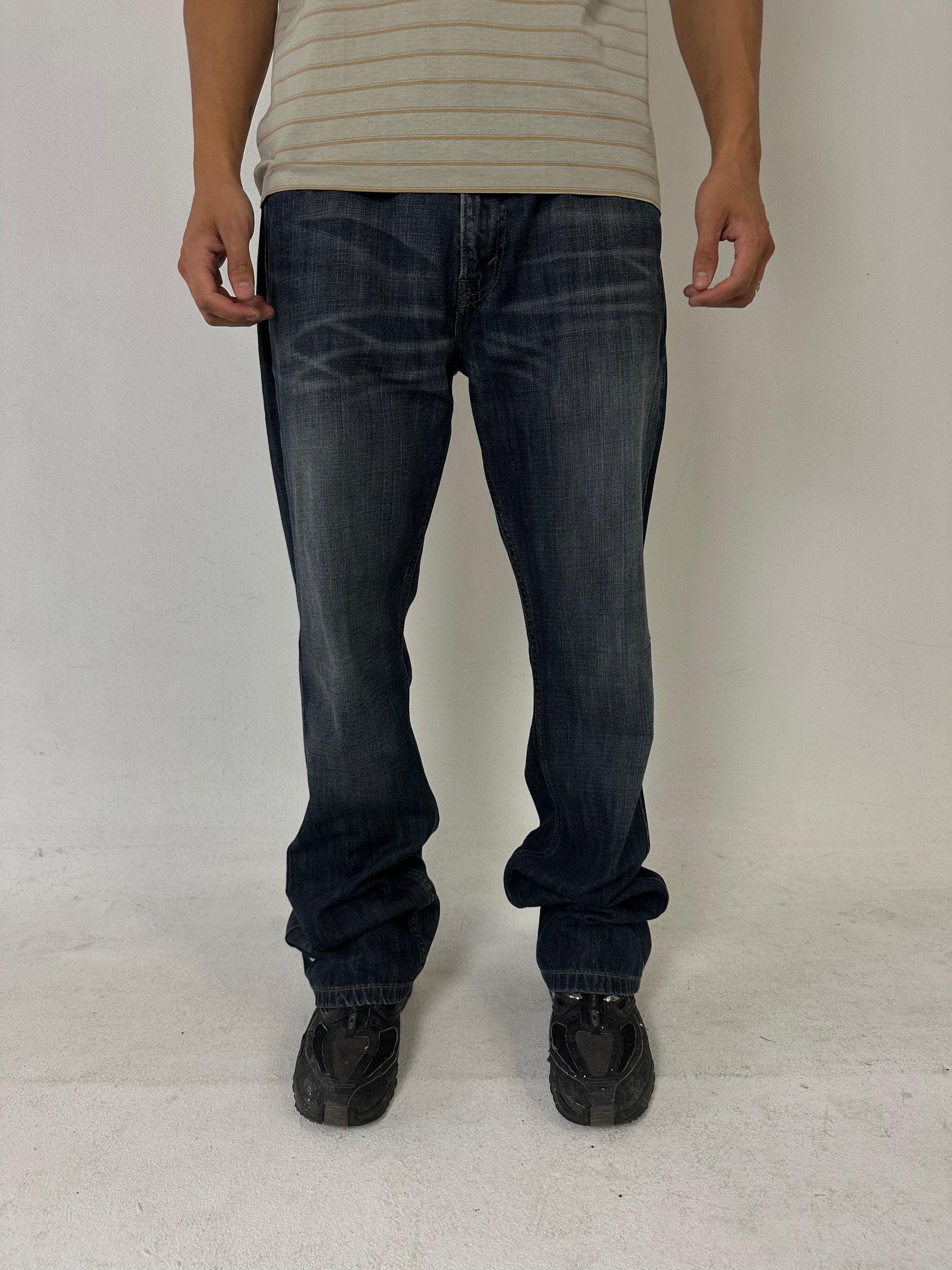 Vintage Levis Dark Blue Denim Bootcut Jeans L