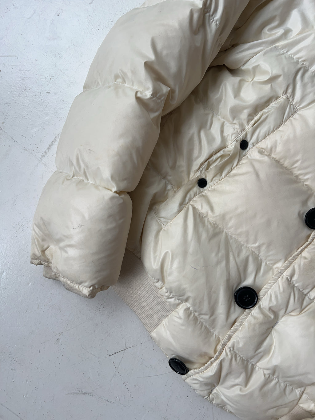 Vintage Moncler Pufferjacke mit Fell (M)