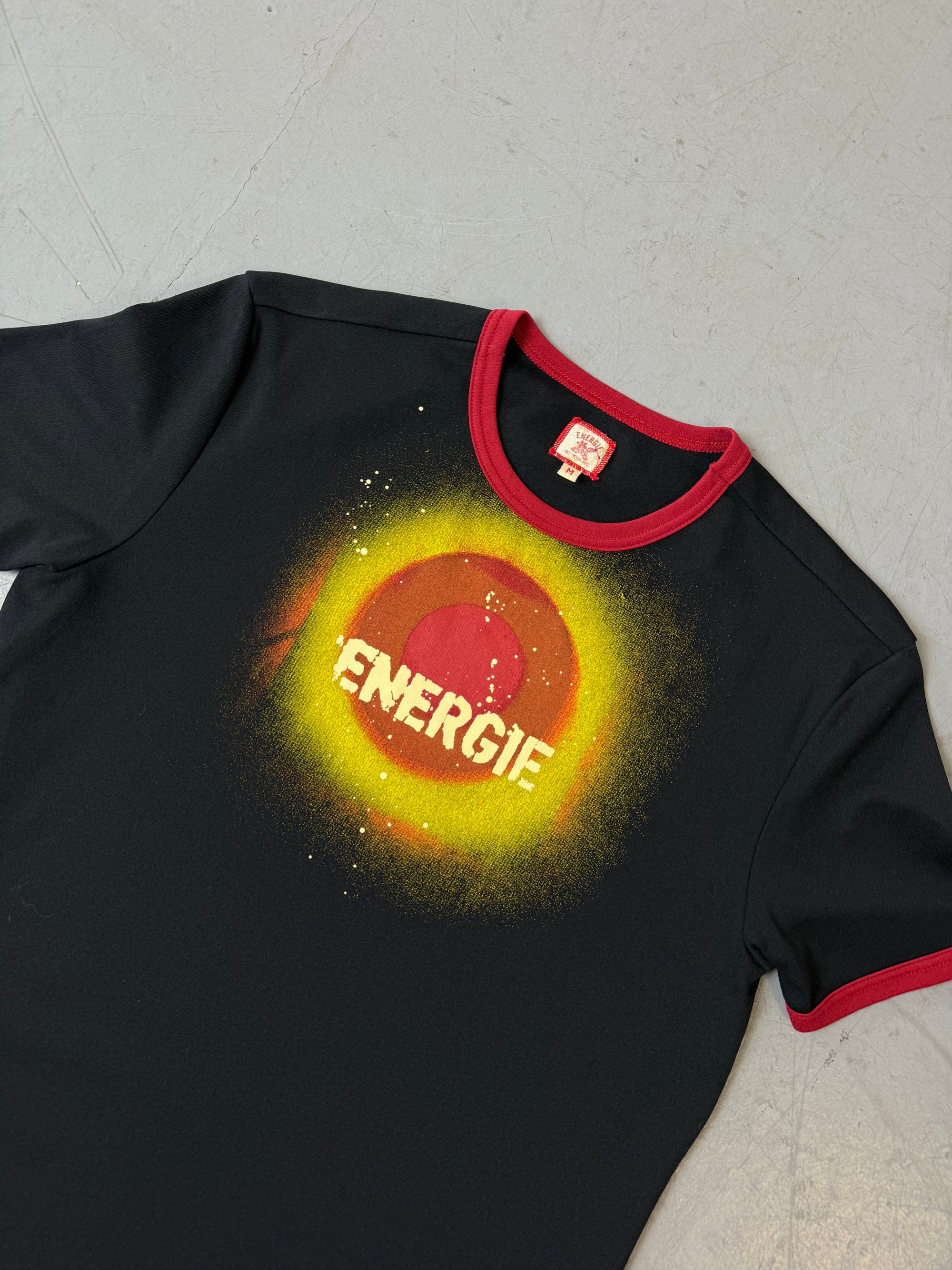 Vintage Energie Black and Red Tee M