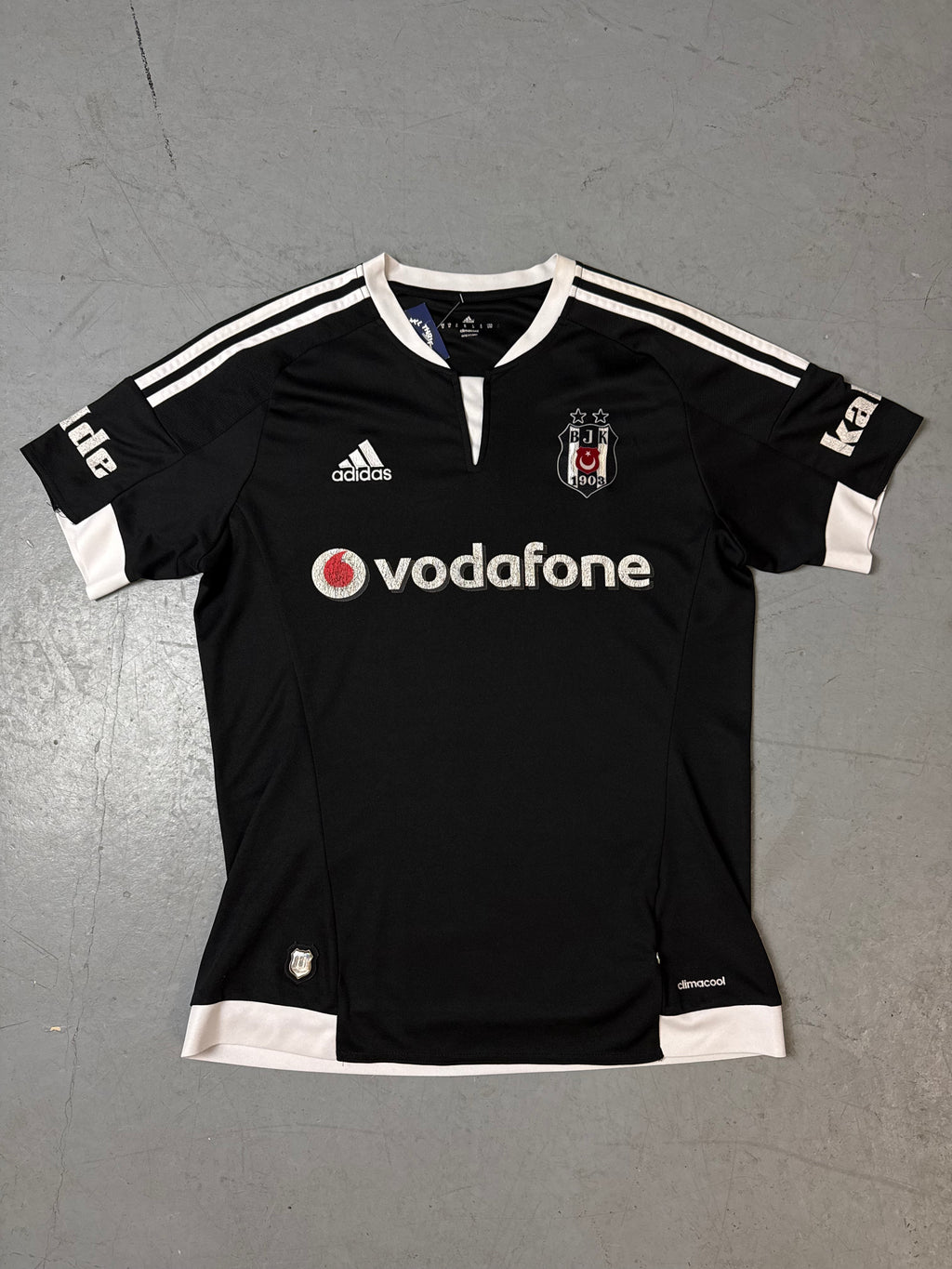 Vintage Adidas Besiktas 2015/2016 Third Jersey M/L