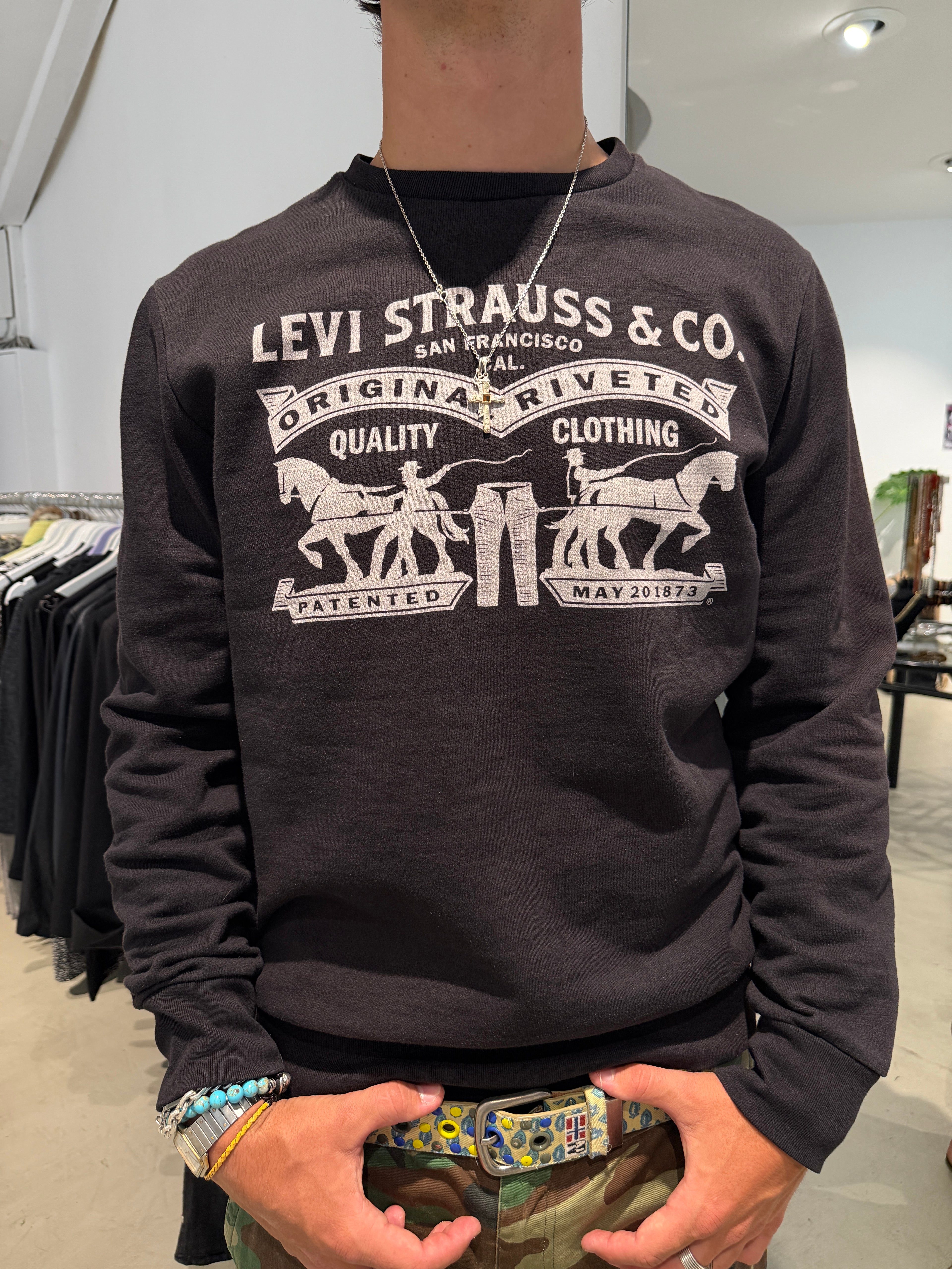 Vintage Levi's Sweatshirt (L)