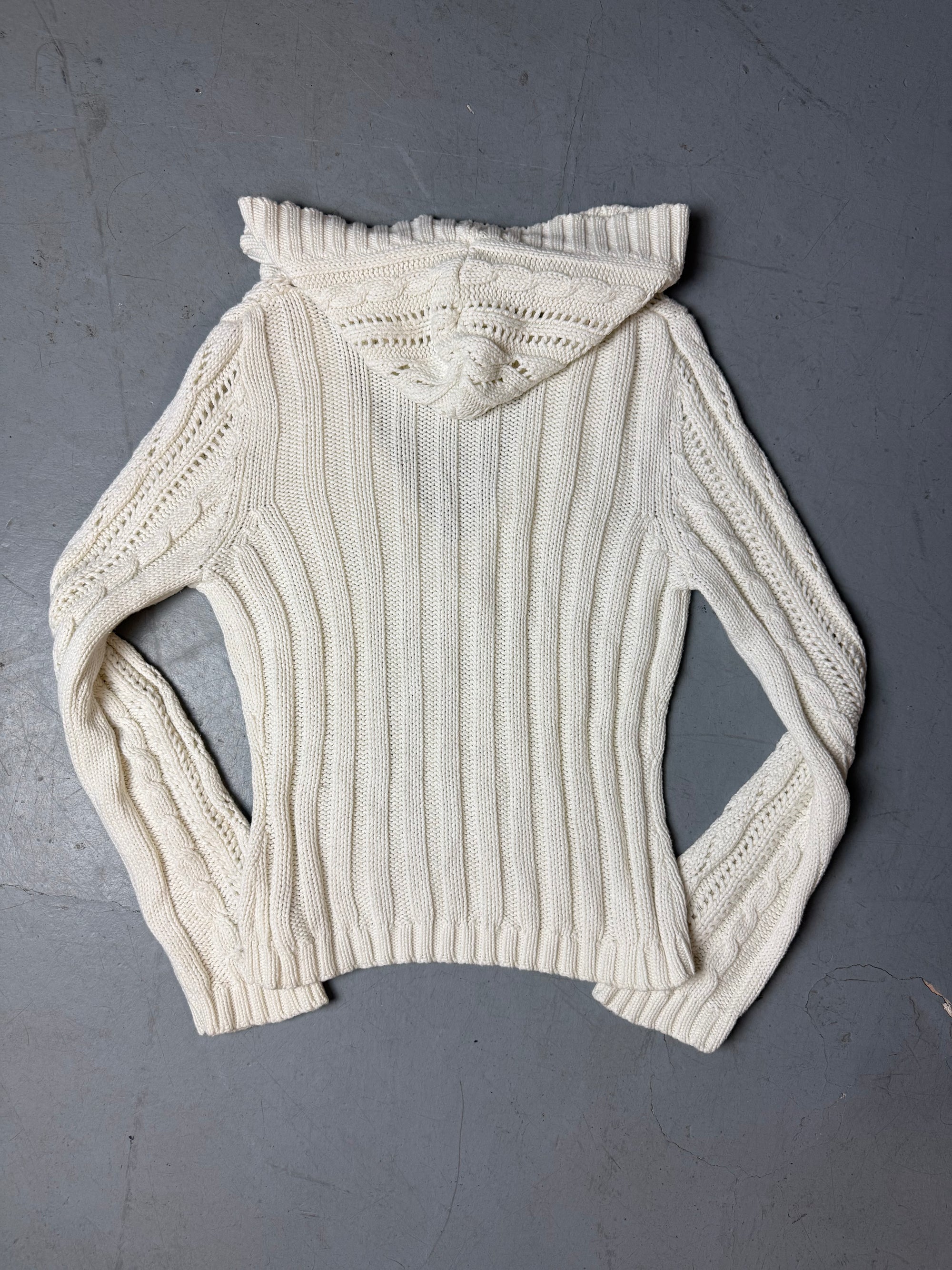 Ein weißer Strickpullover mit Kaputze y2k vintage